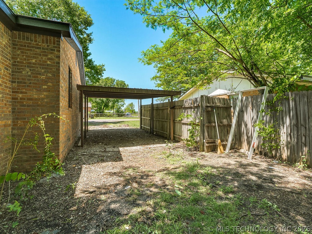 1130 N Cherry Ada OK 74820