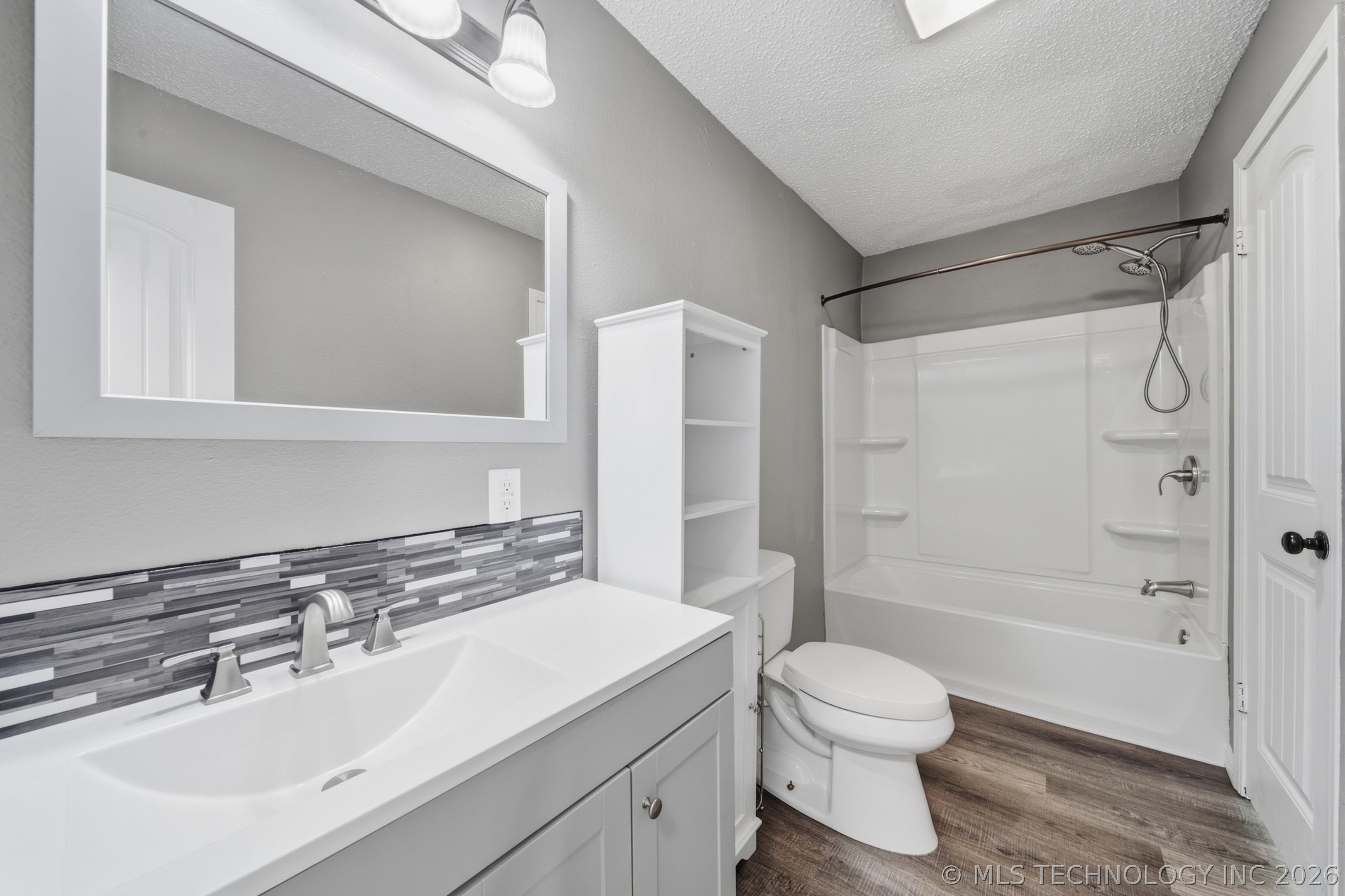 214 N Hughes Street Morris OK 74445