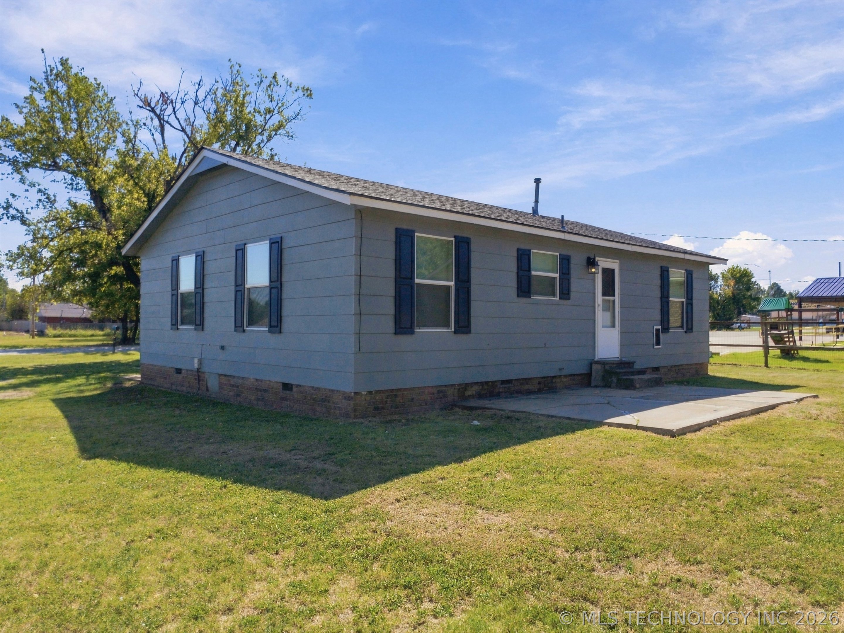 214 N Hughes Street Morris OK 74445
