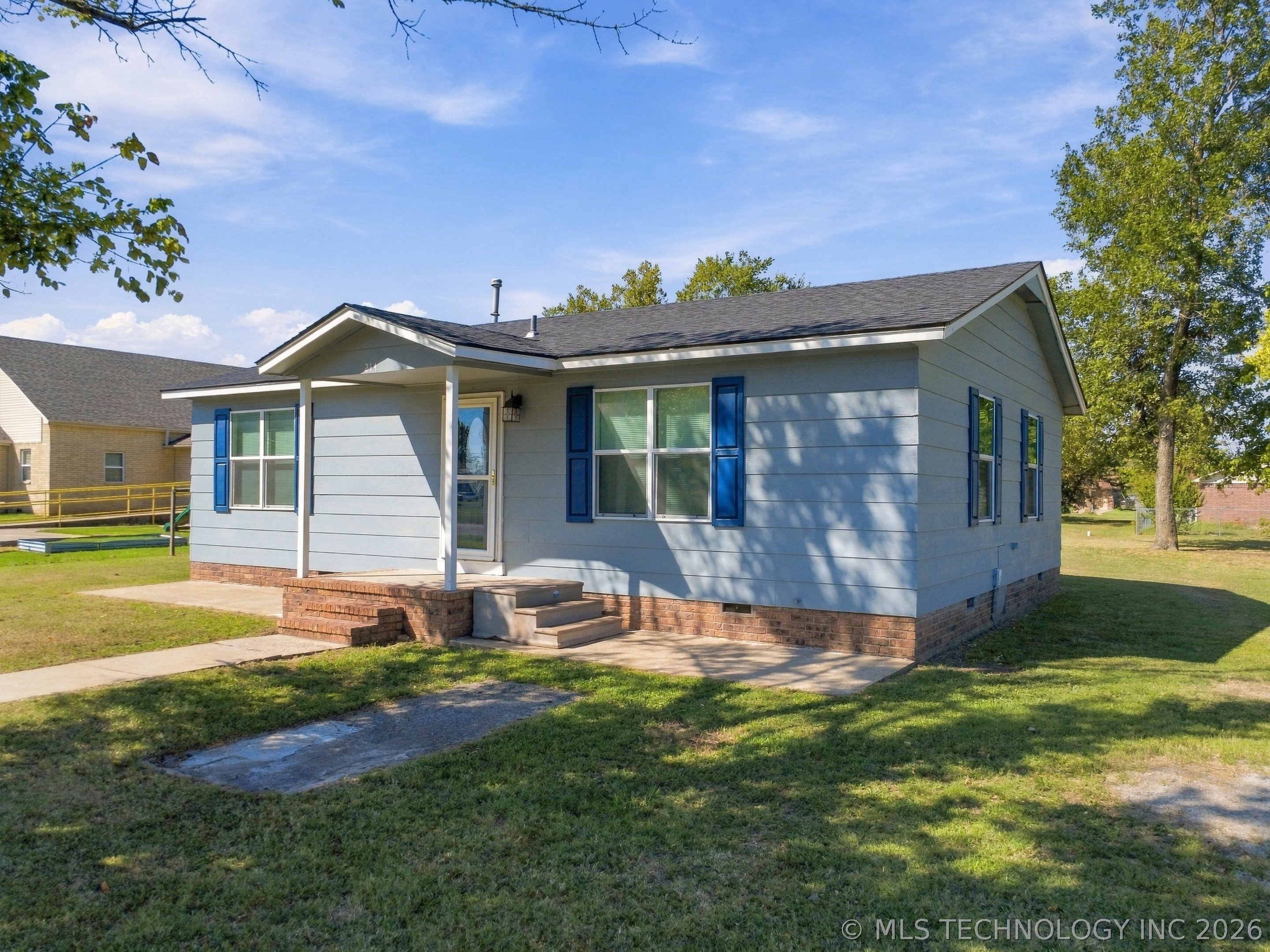 214 N Hughes Street Morris OK 74445