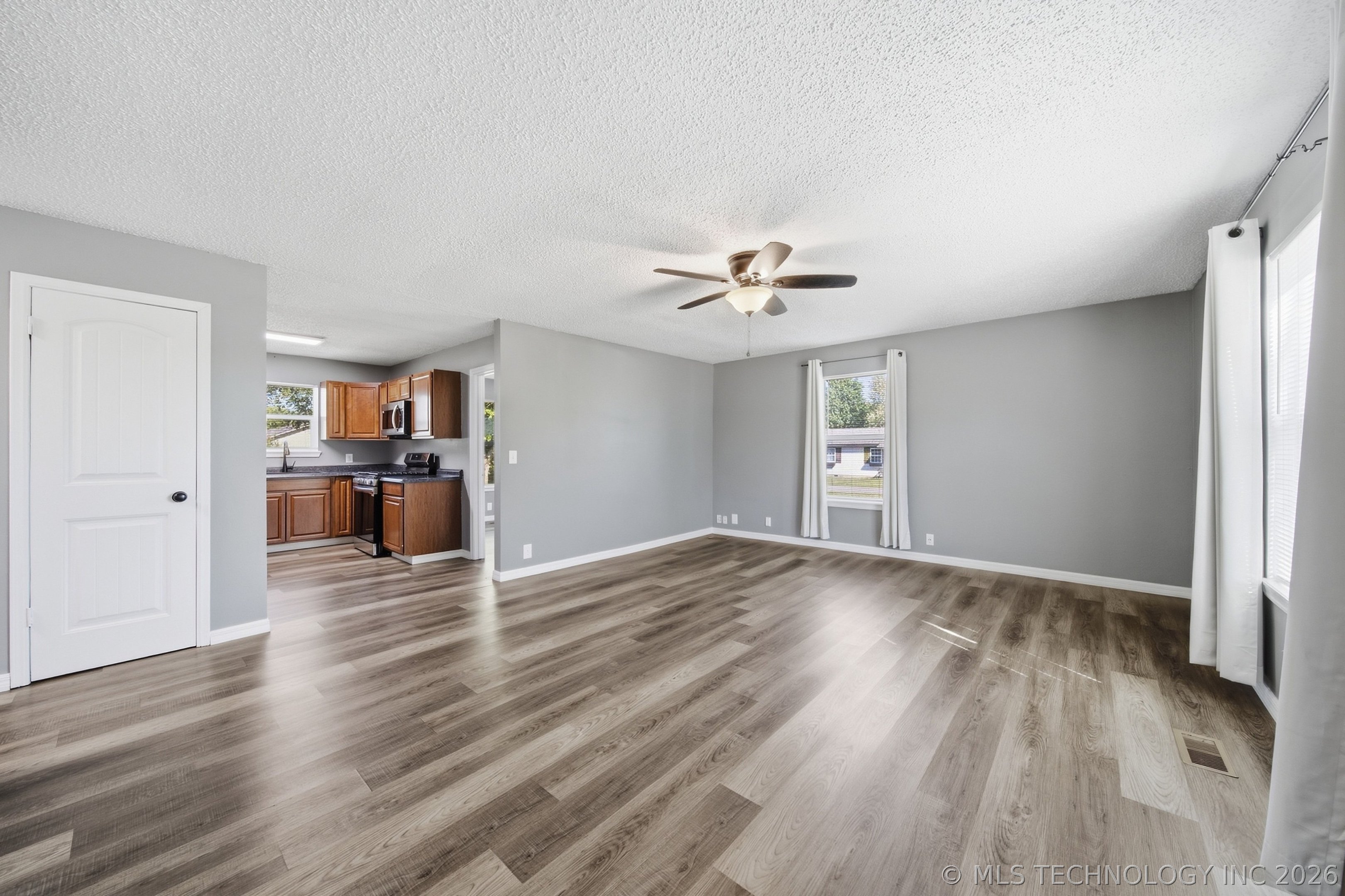 214 N Hughes Street Morris OK 74445