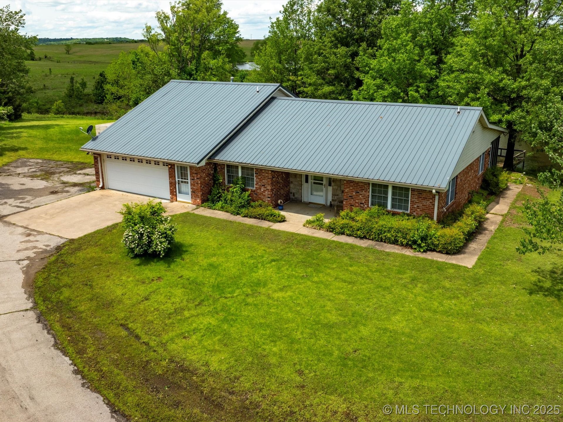 300 Keeler Street Ramona OK 74061