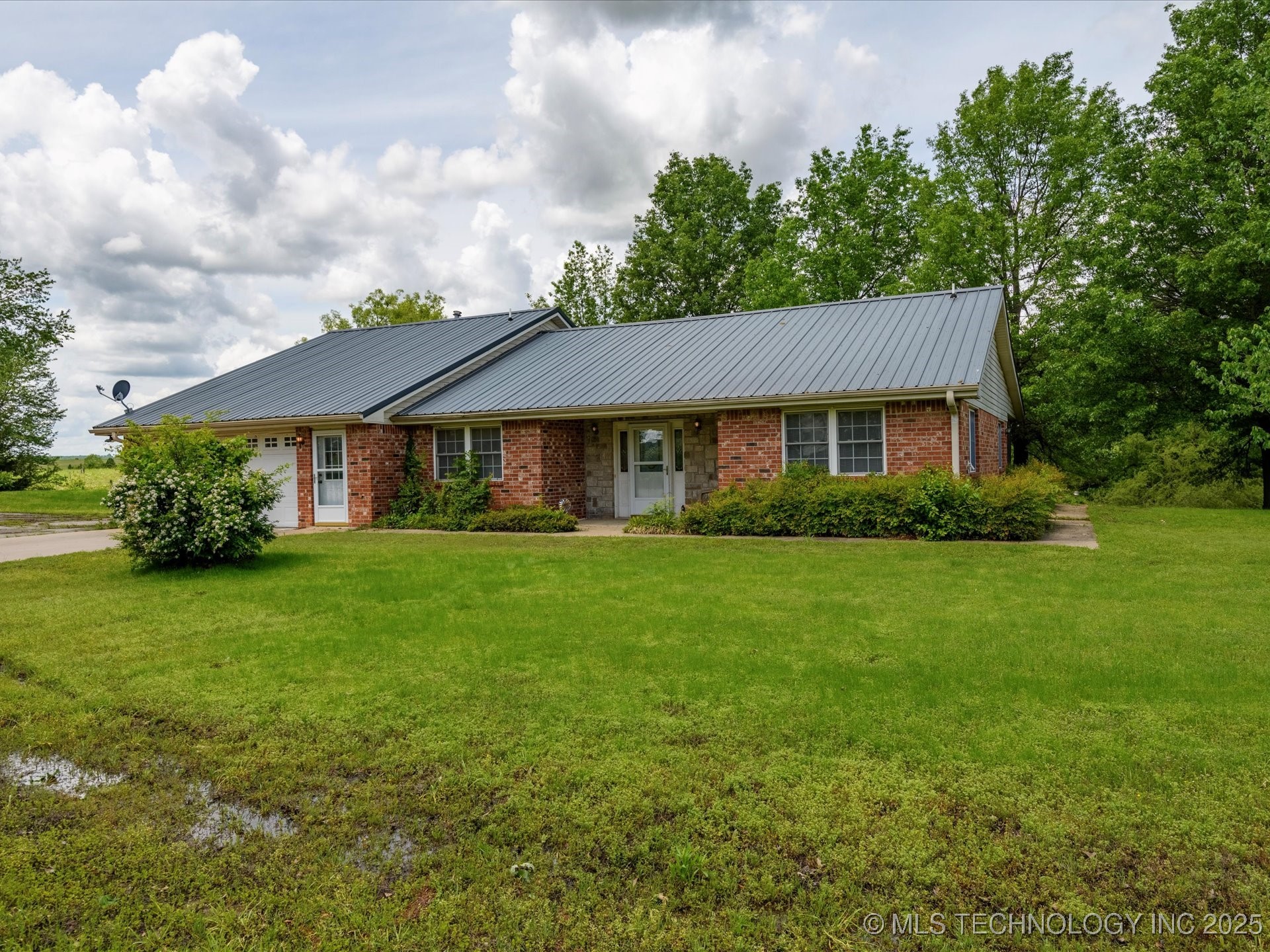 300 Keeler Street Ramona OK 74061