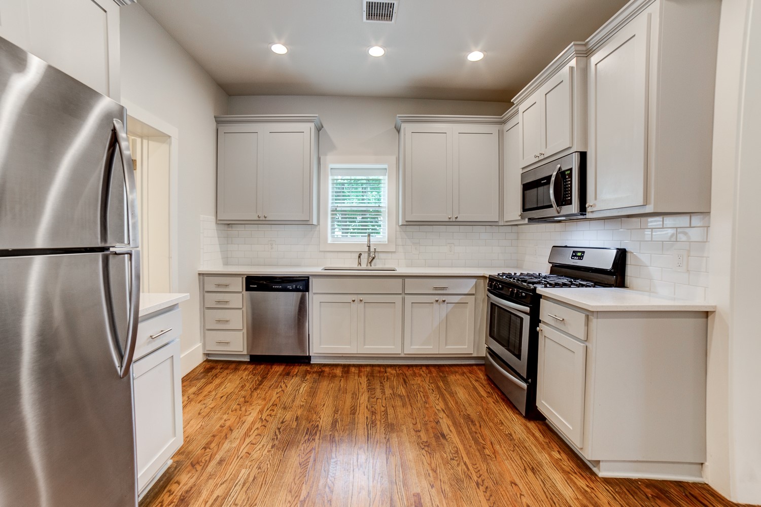 1102 Main Street Tulsa OK 74106