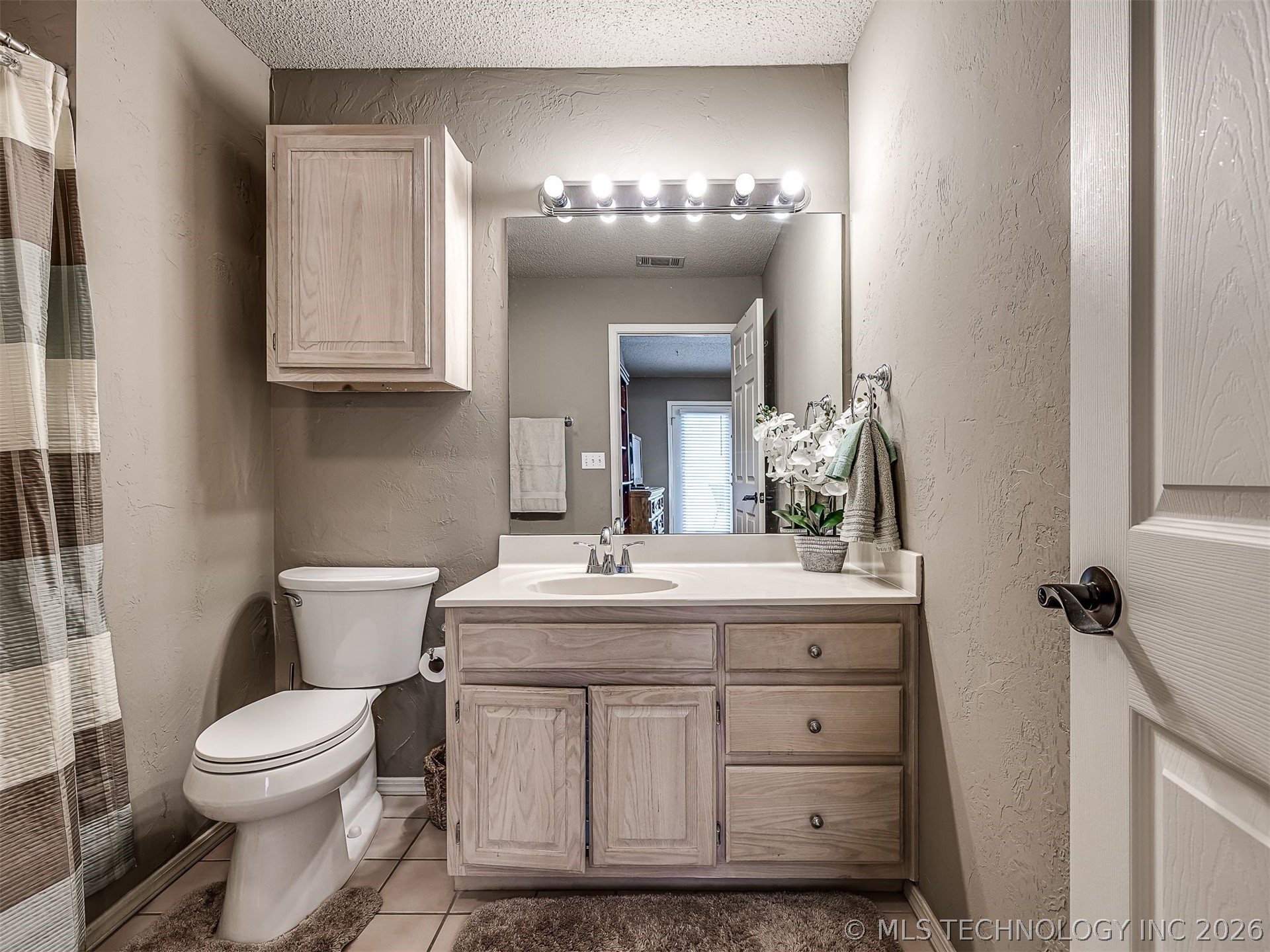 8212 S 84th Eastavenue Tulsa OK 74133
