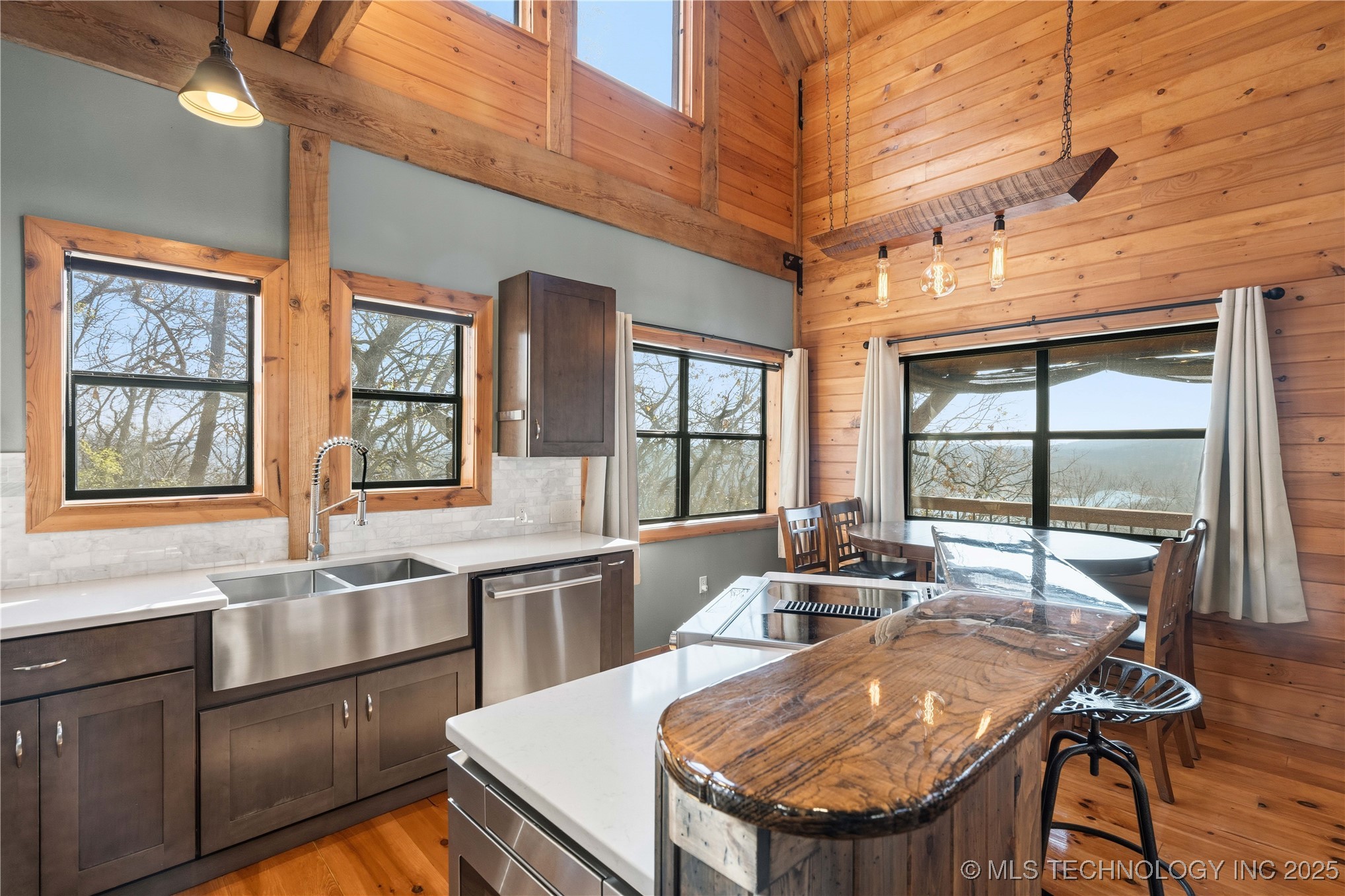 18801 W Sugar Mountain Circle Park Hill OK 74451
