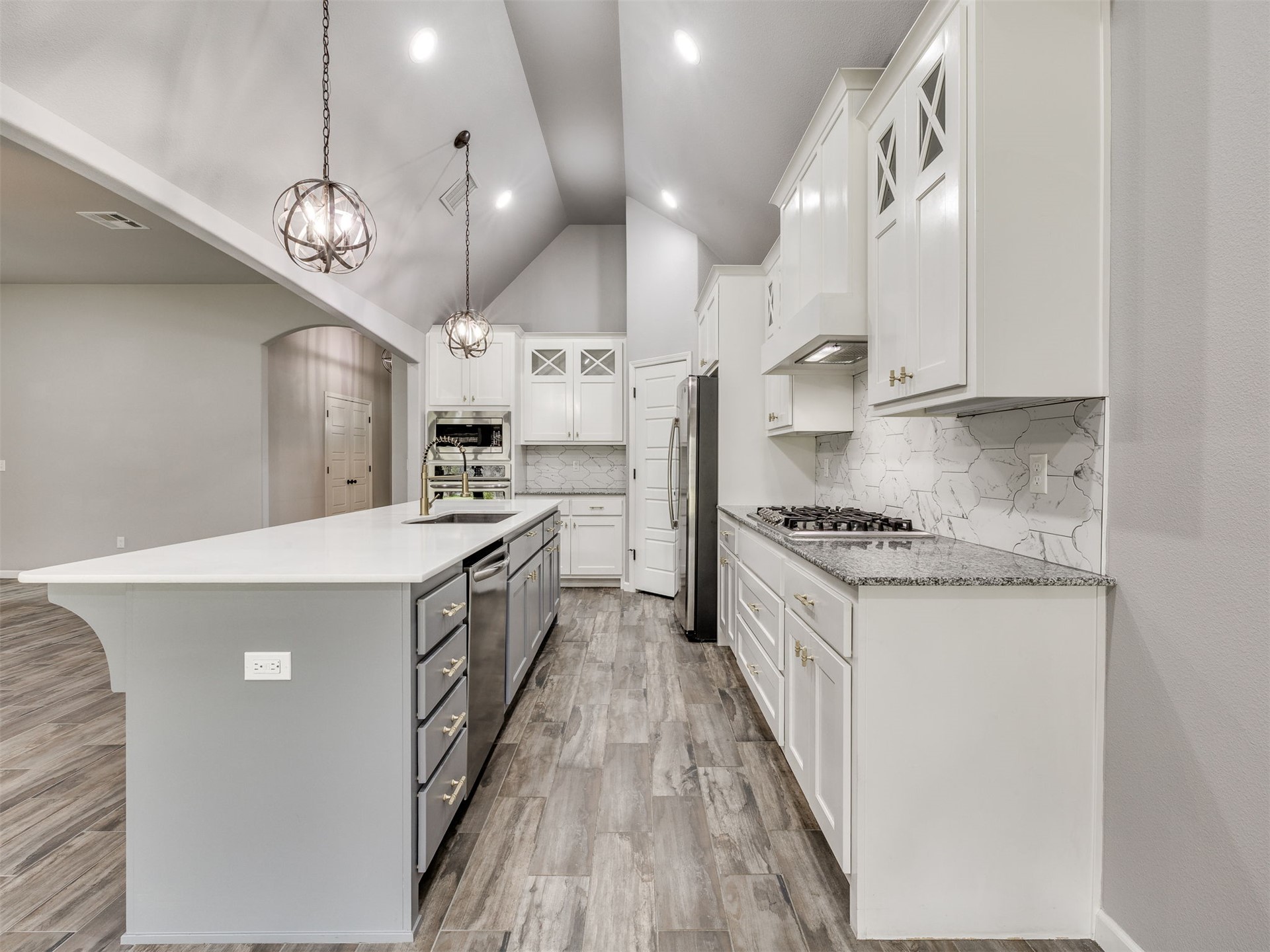 1610 E Roanoke Court Broken Arrow OK 74011