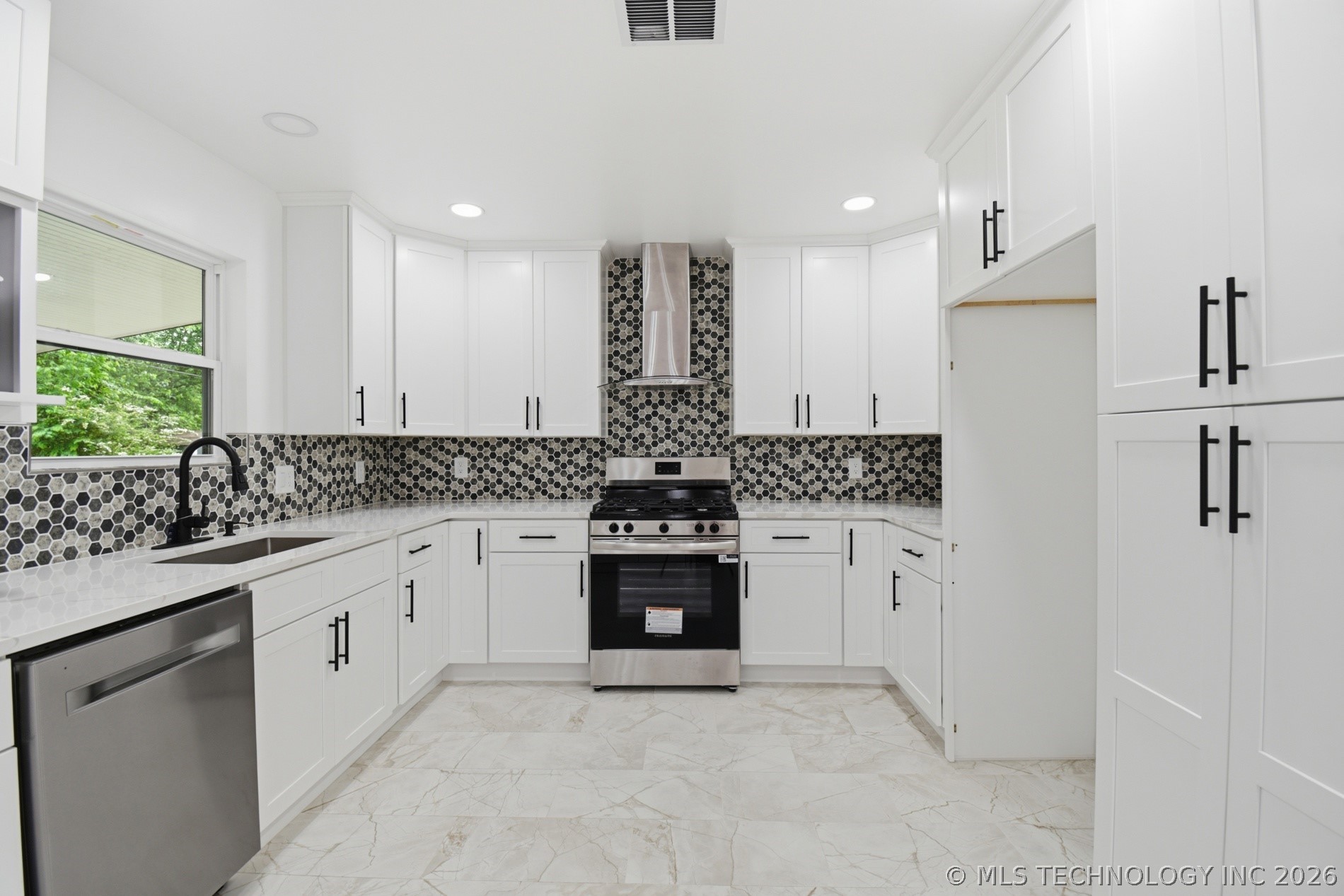 2021 Archdale Drive Broken Arrow OK 74014