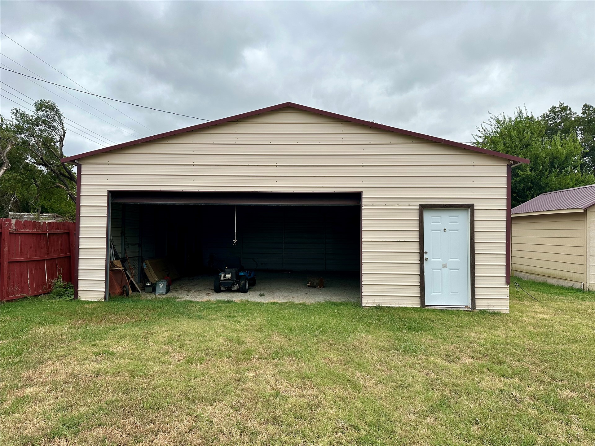 131 S Hyden Avenue Stratford OK 74872
