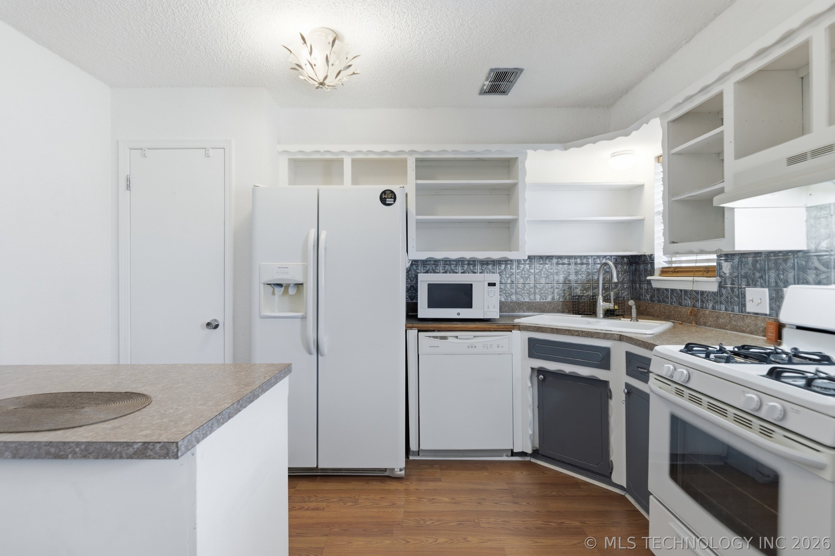 1929 W Vandalia Street Broken Arrow OK 74012