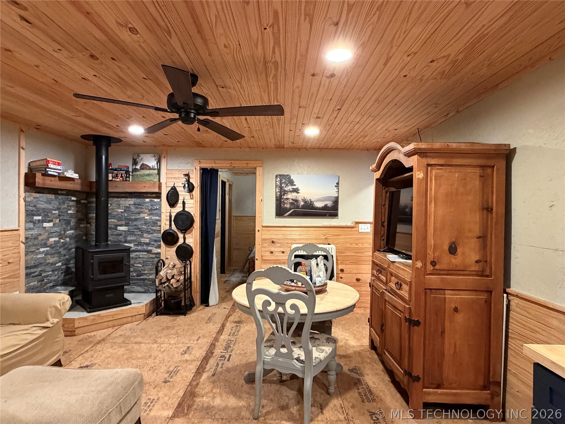 5647 137th Road Red Oak OK 74563