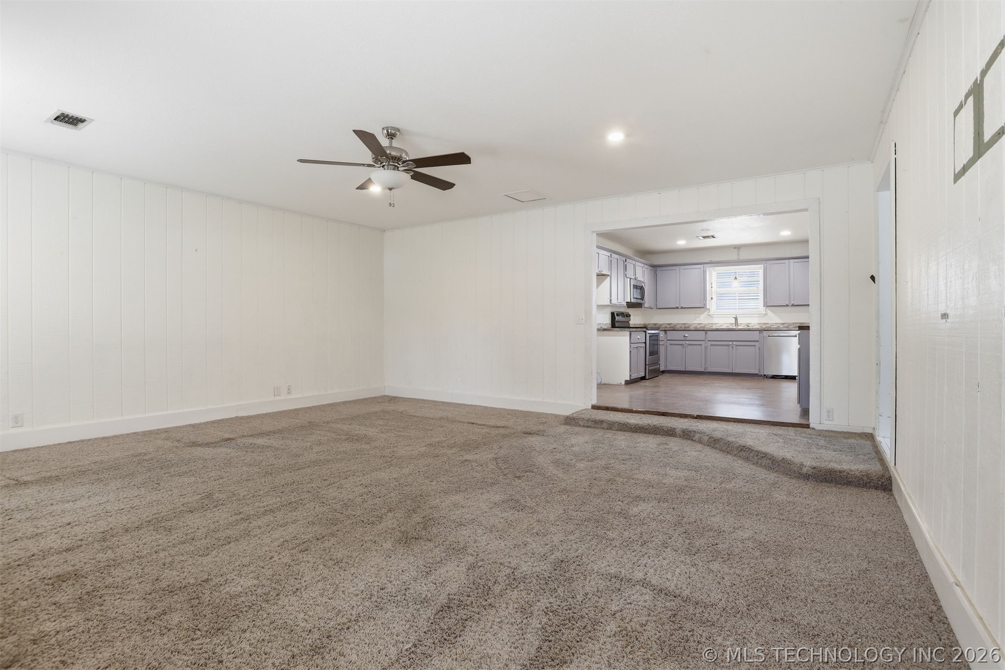 604 E 22nd Street Tishomingo OK 73460
