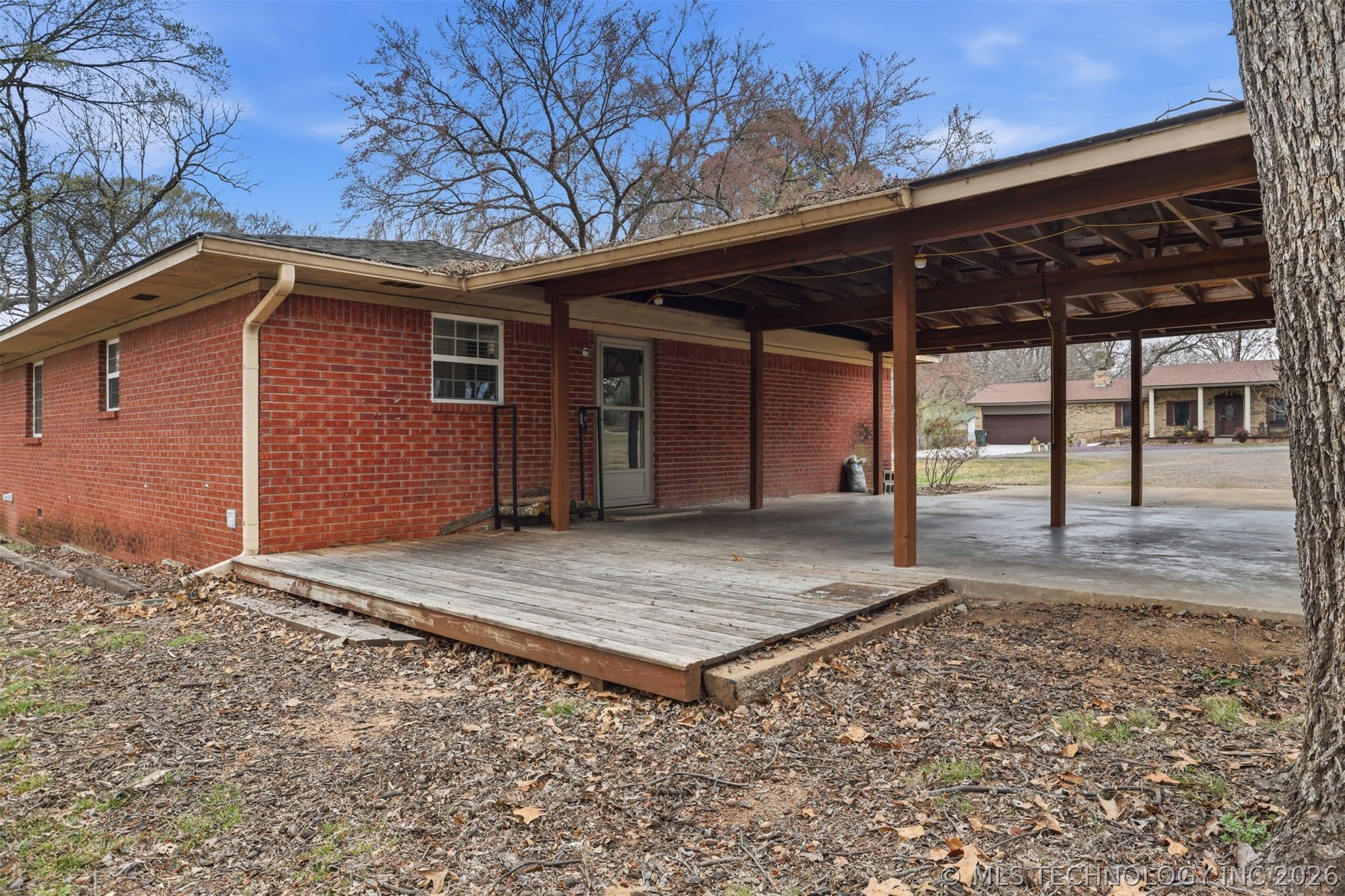 604 E 22nd Street Tishomingo OK 73460