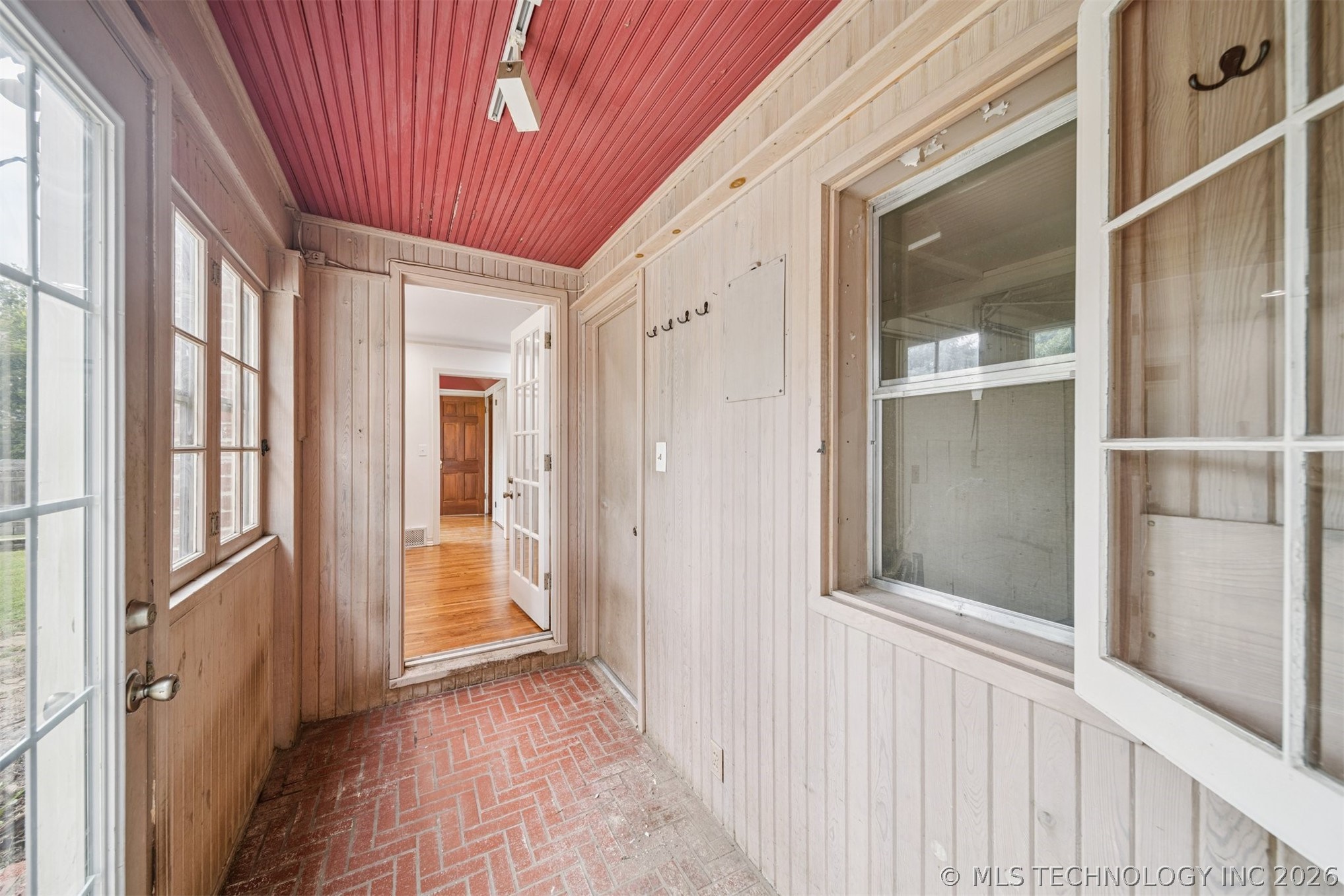 2429 E 22nd Place Tulsa OK 74114