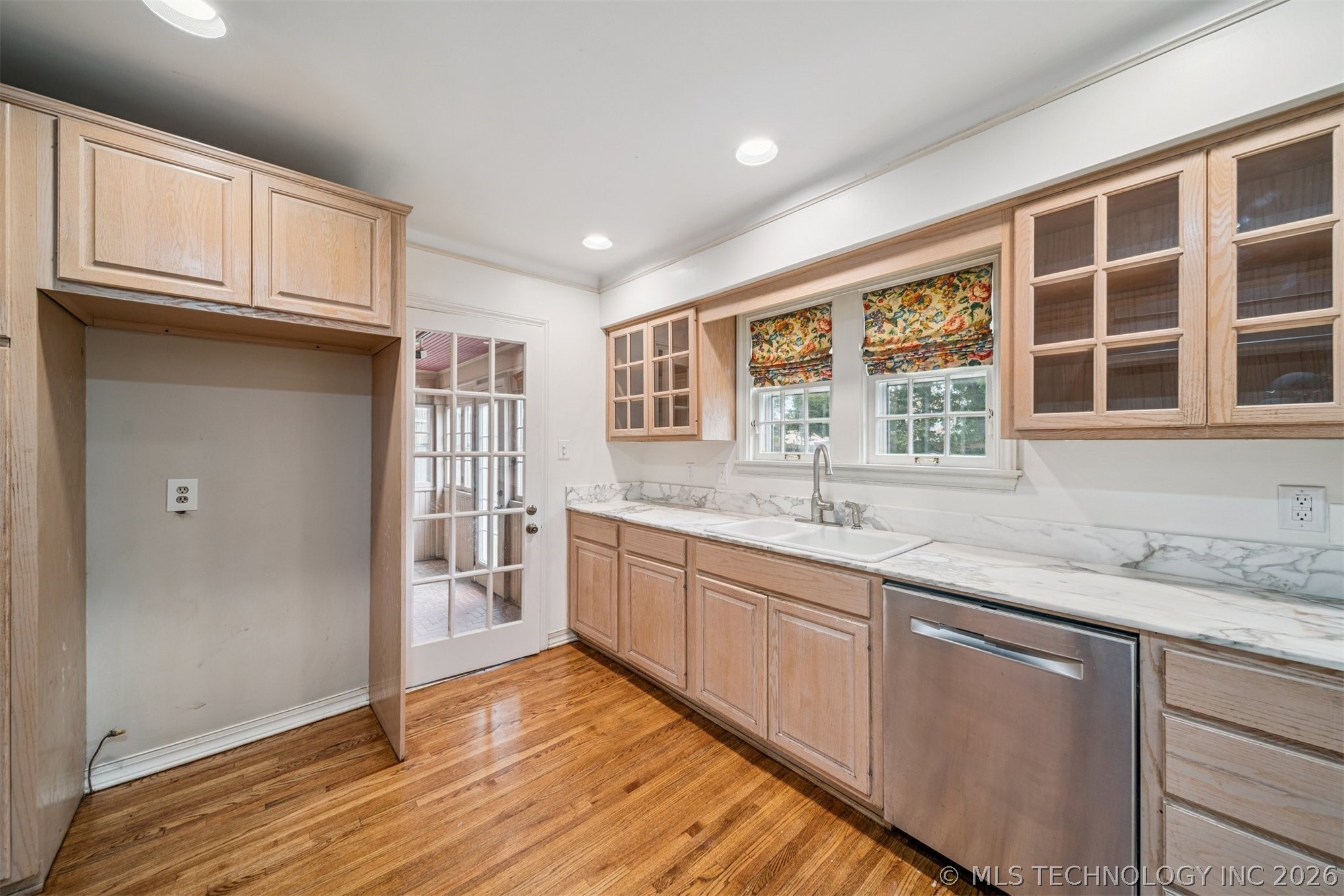 2429 E 22nd Place Tulsa OK 74114