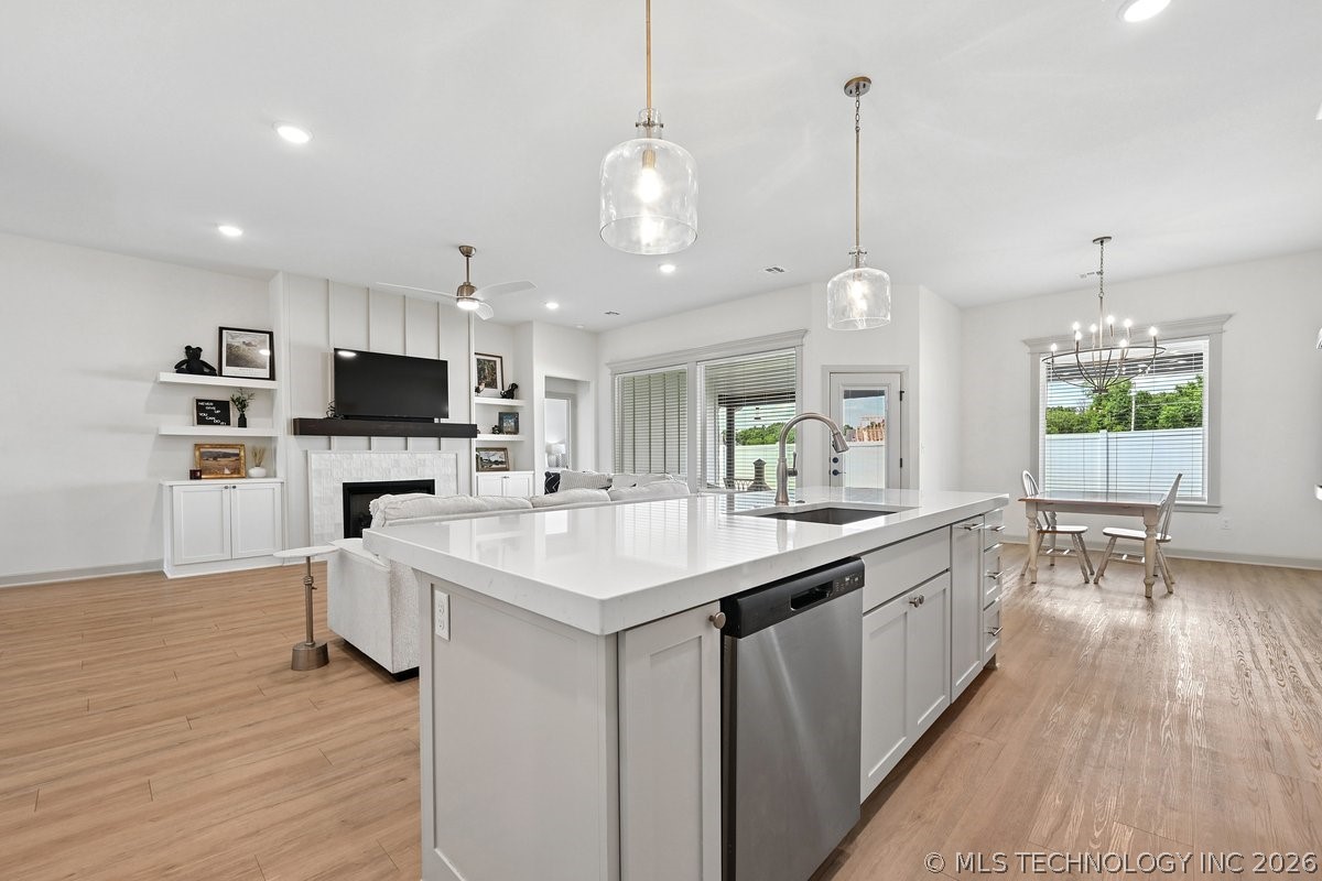 1617 N 72nd Street Broken Arrow OK 74014