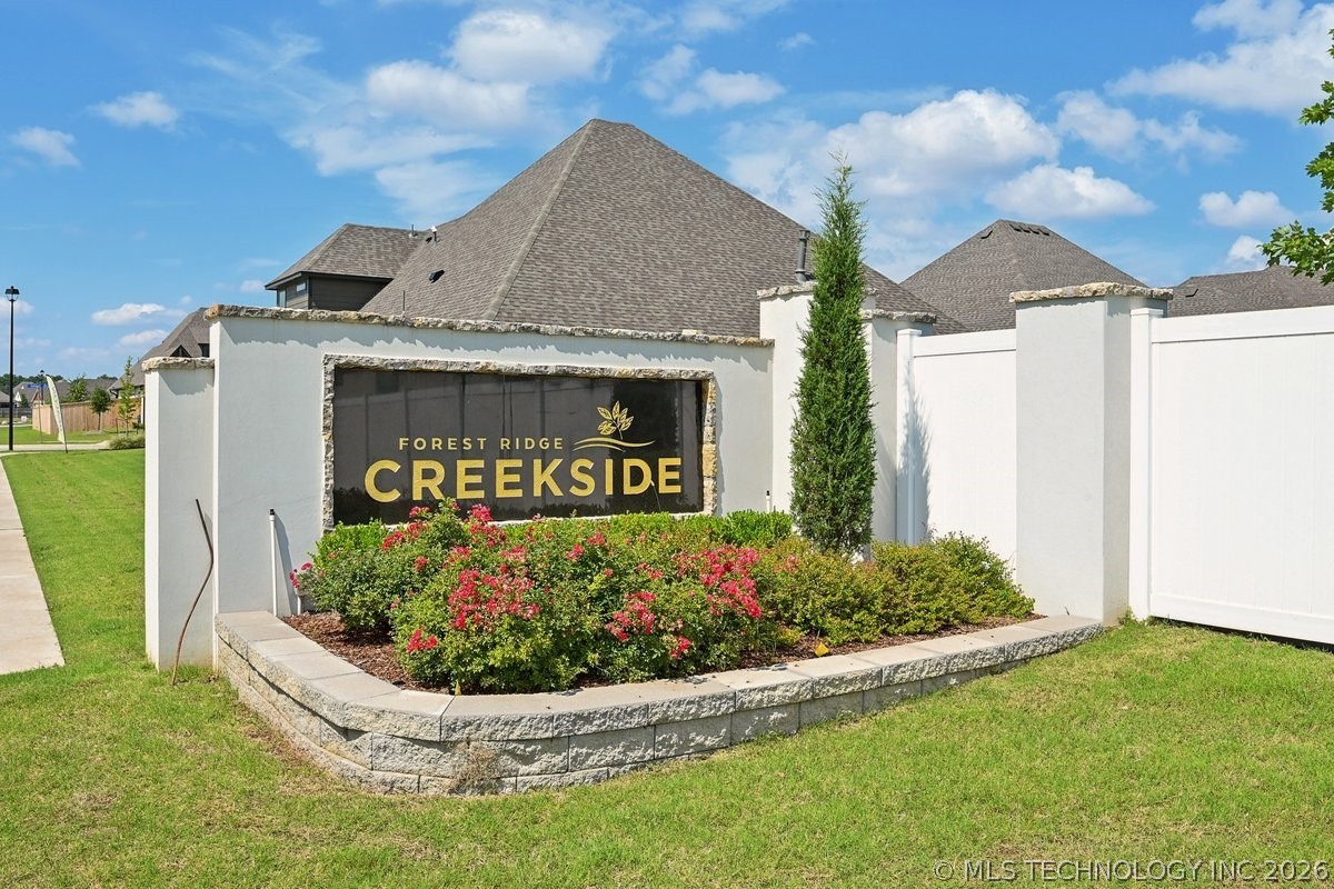 1617 N 72nd Street Broken Arrow OK 74014