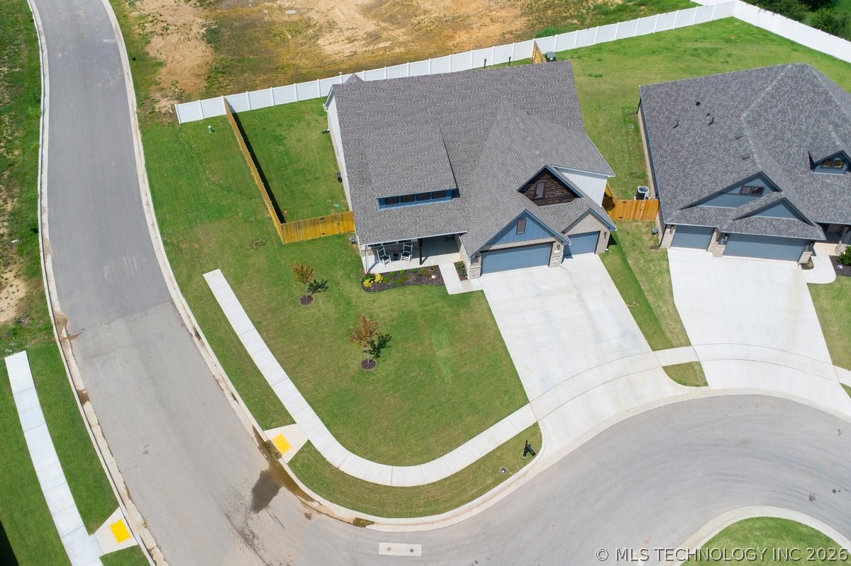 1617 N 72nd Street Broken Arrow OK 74014