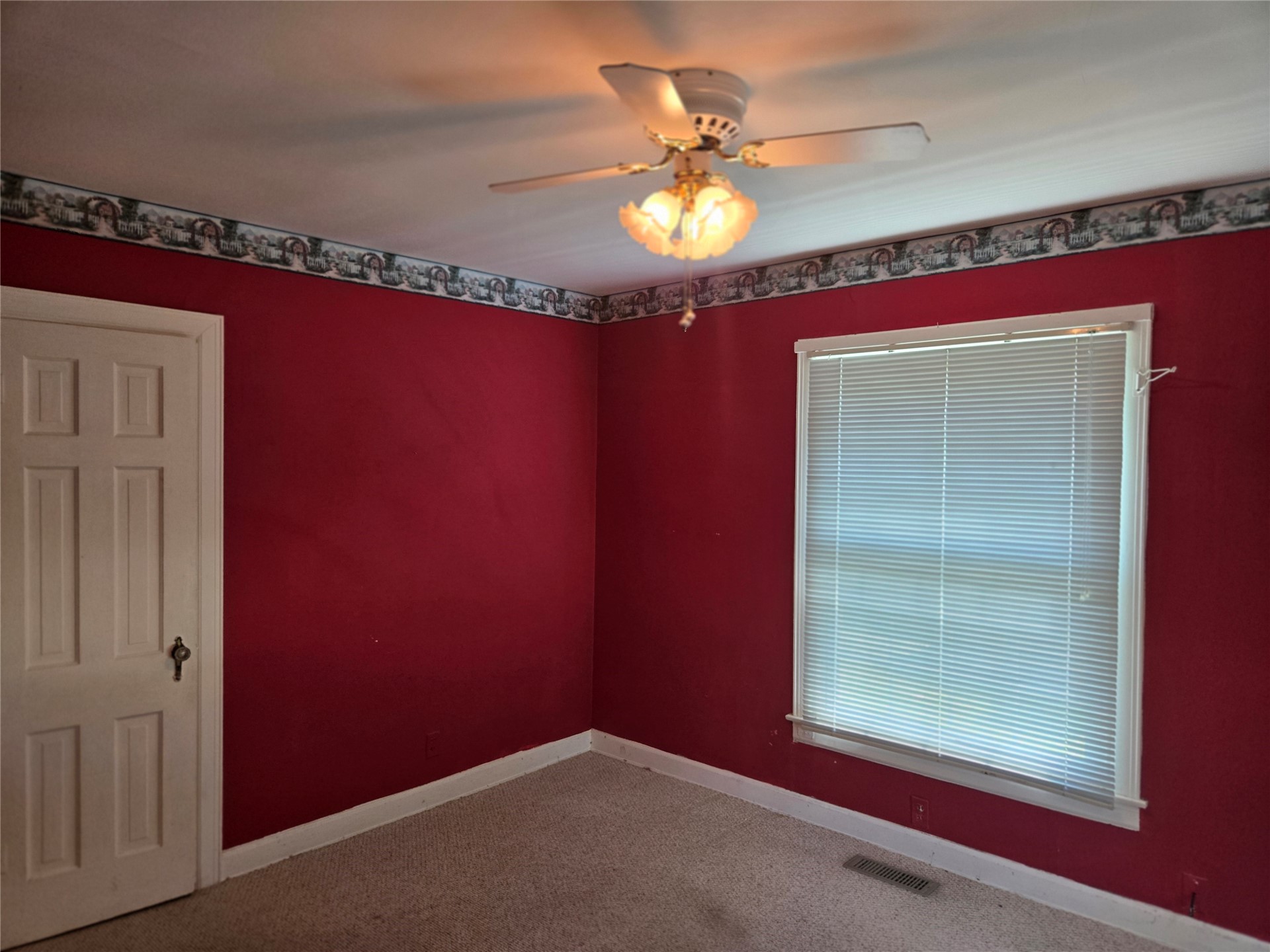 628 W Tahlequah Vinita OK 74301