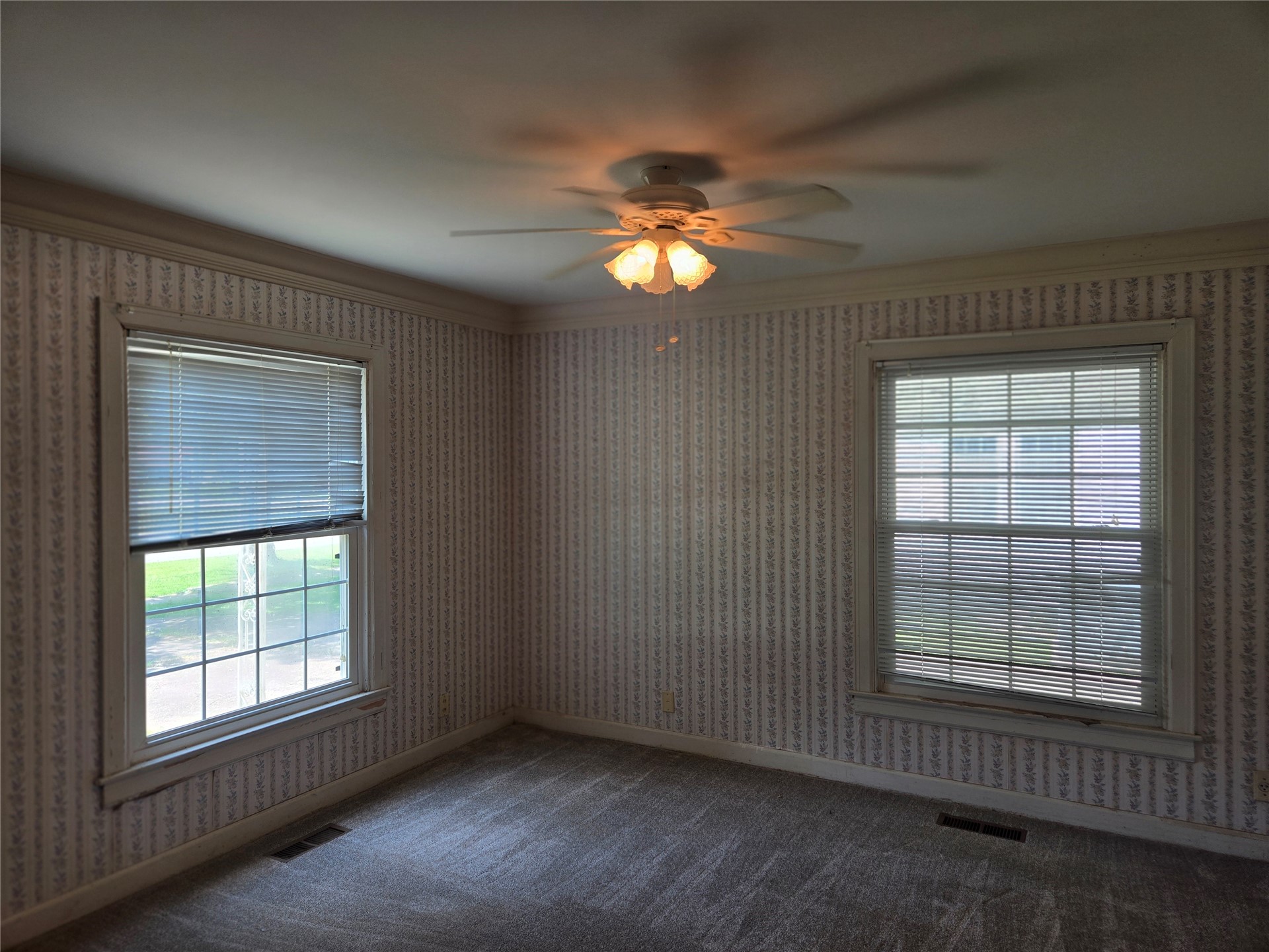628 W Tahlequah Vinita OK 74301