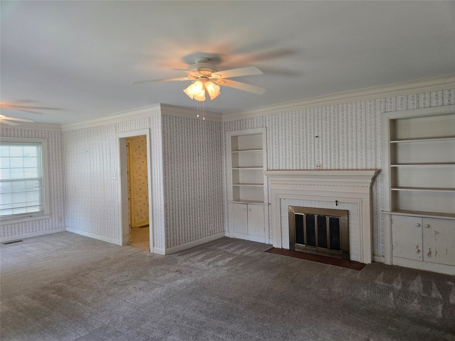 628 W Tahlequah Vinita OK 74301