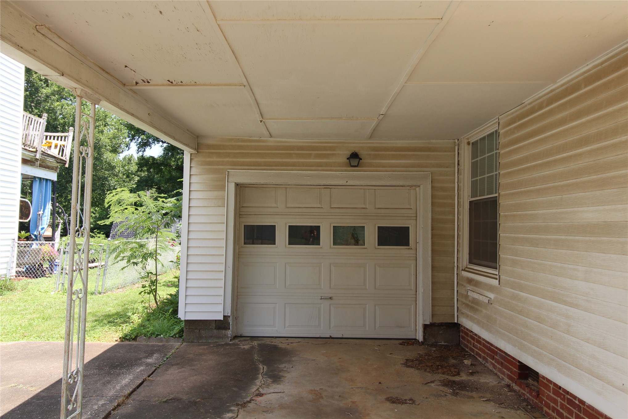 628 W Tahlequah Vinita OK 74301