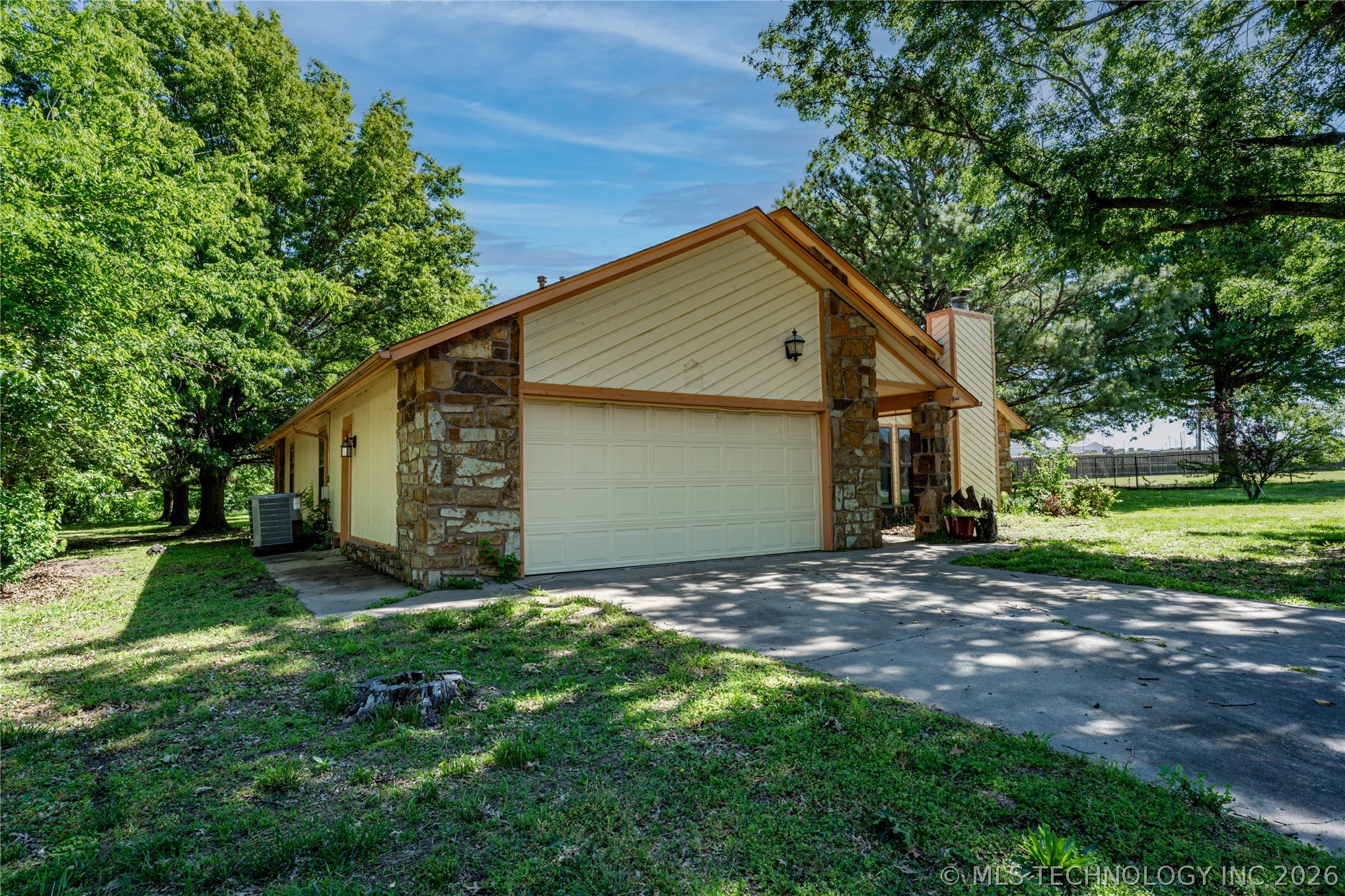 25661 Chestnut Drive Broken Arrow OK 74014