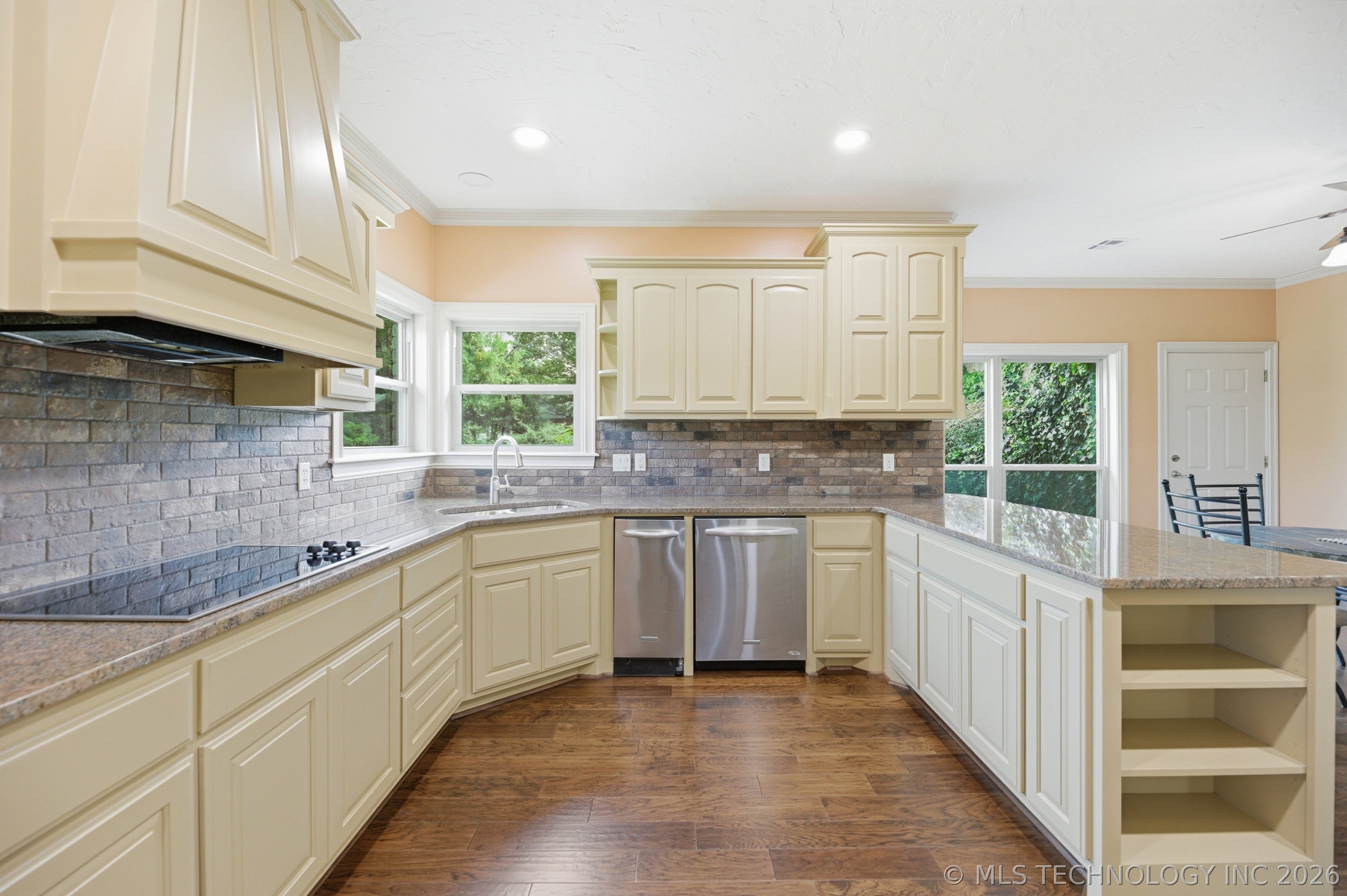 102 Cambridge Road Fort Gibson OK 74434