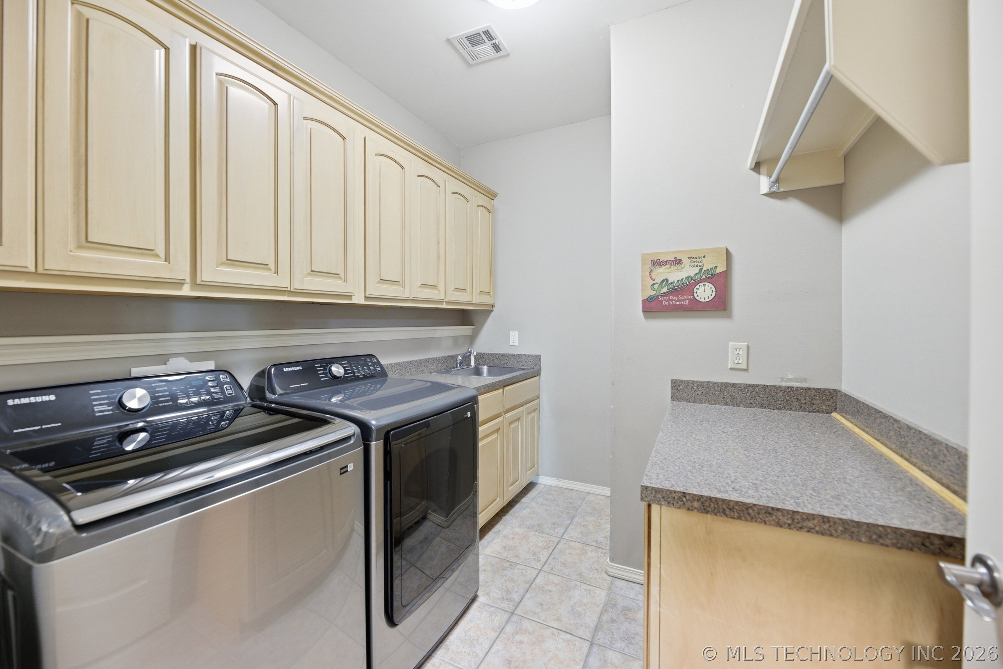 102 Cambridge Road Fort Gibson OK 74434