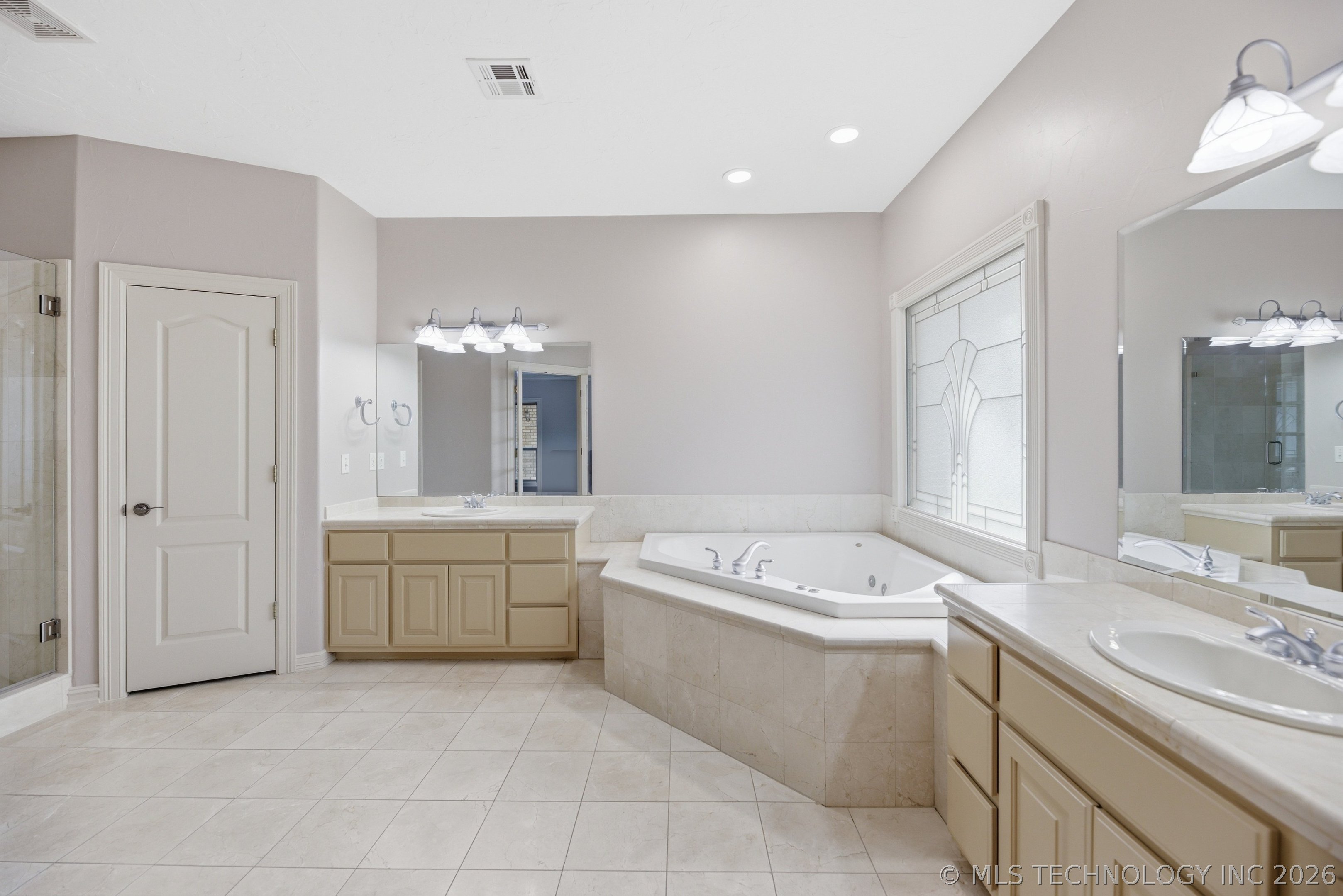 102 Cambridge Road Fort Gibson OK 74434