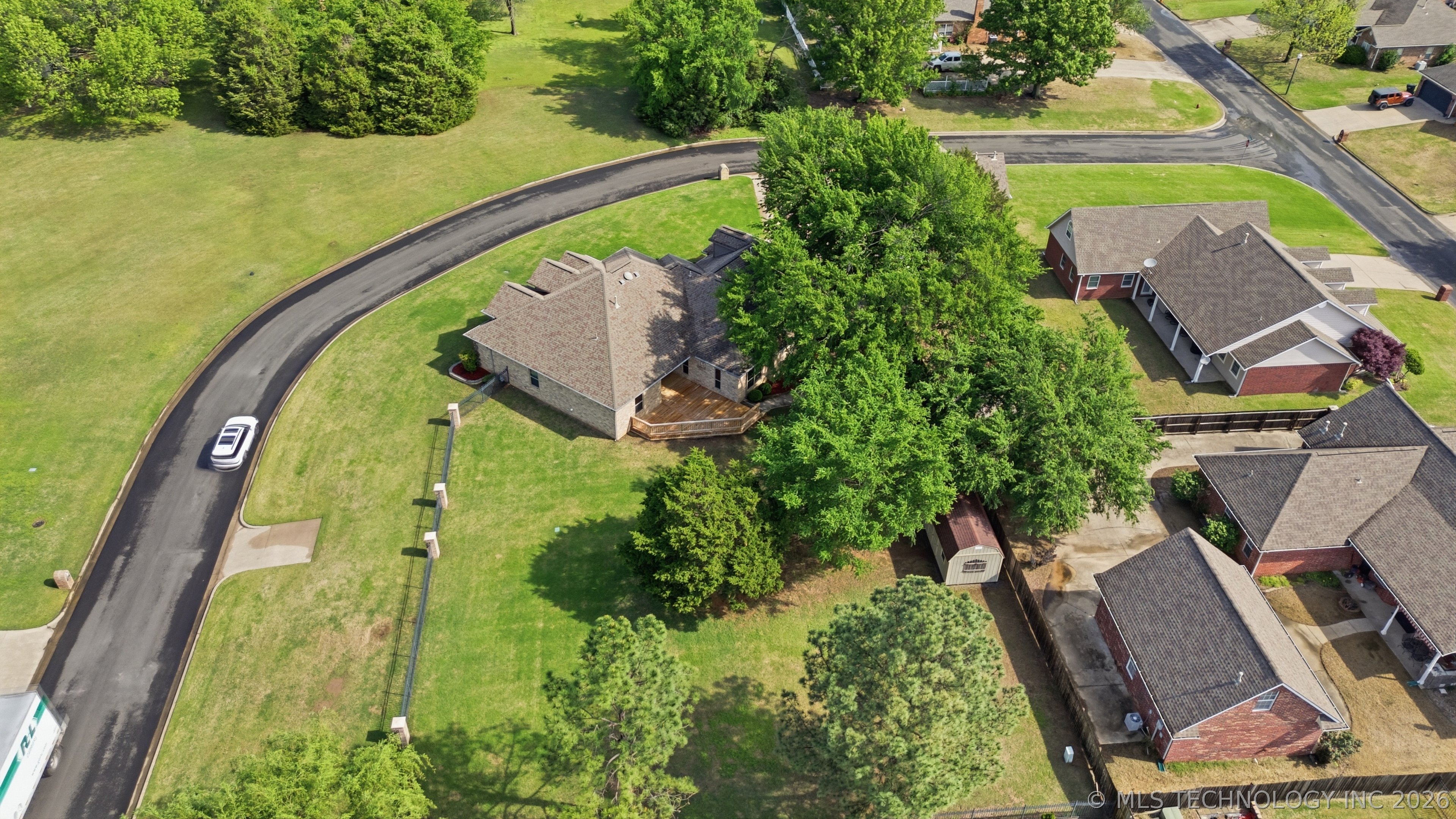 102 Cambridge Road Fort Gibson OK 74434