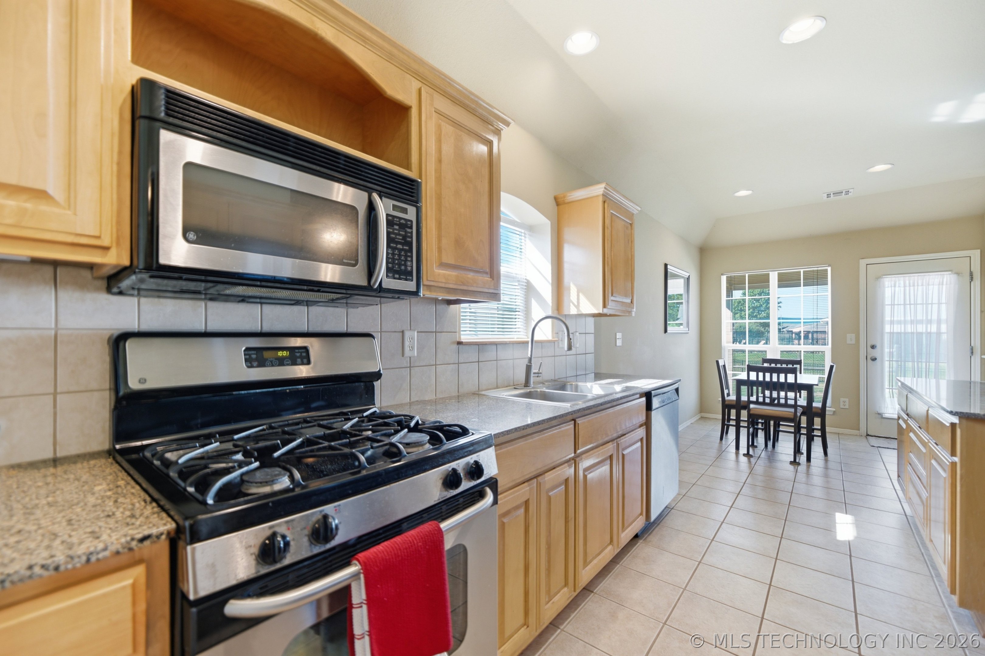 9022 N 156th Eastavenue Owasso OK 74055