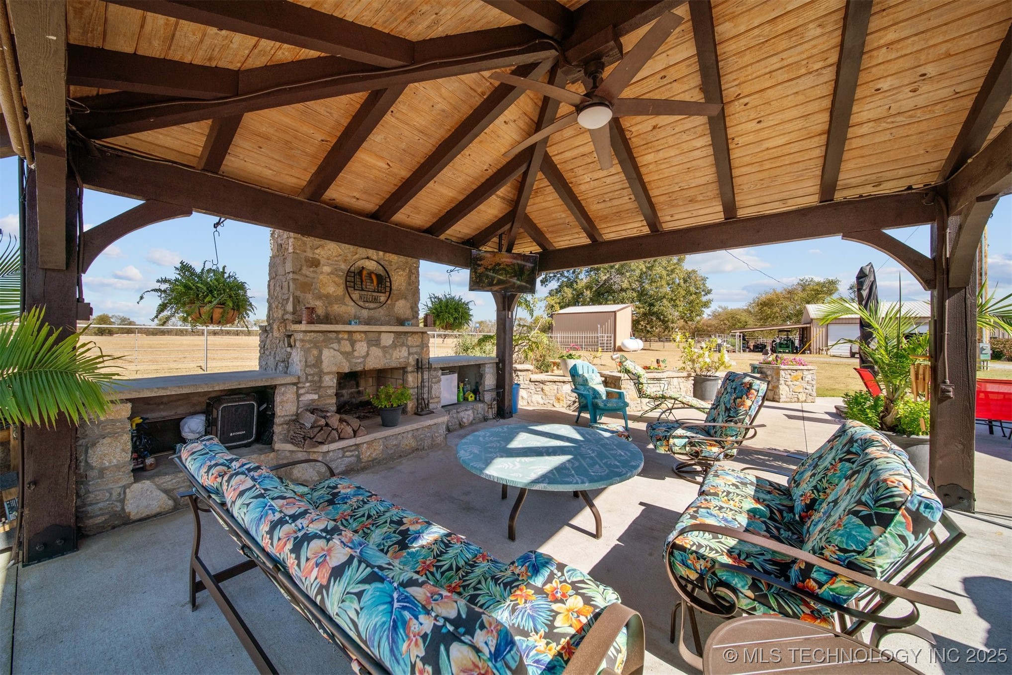 3901 E 440 Road Adair OK 74330