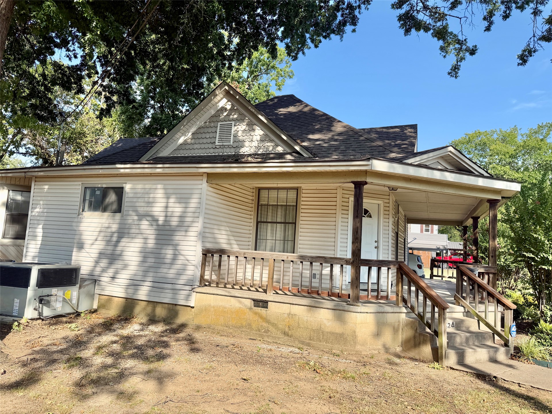 624 W Canadian Avenue Vinita OK 74301