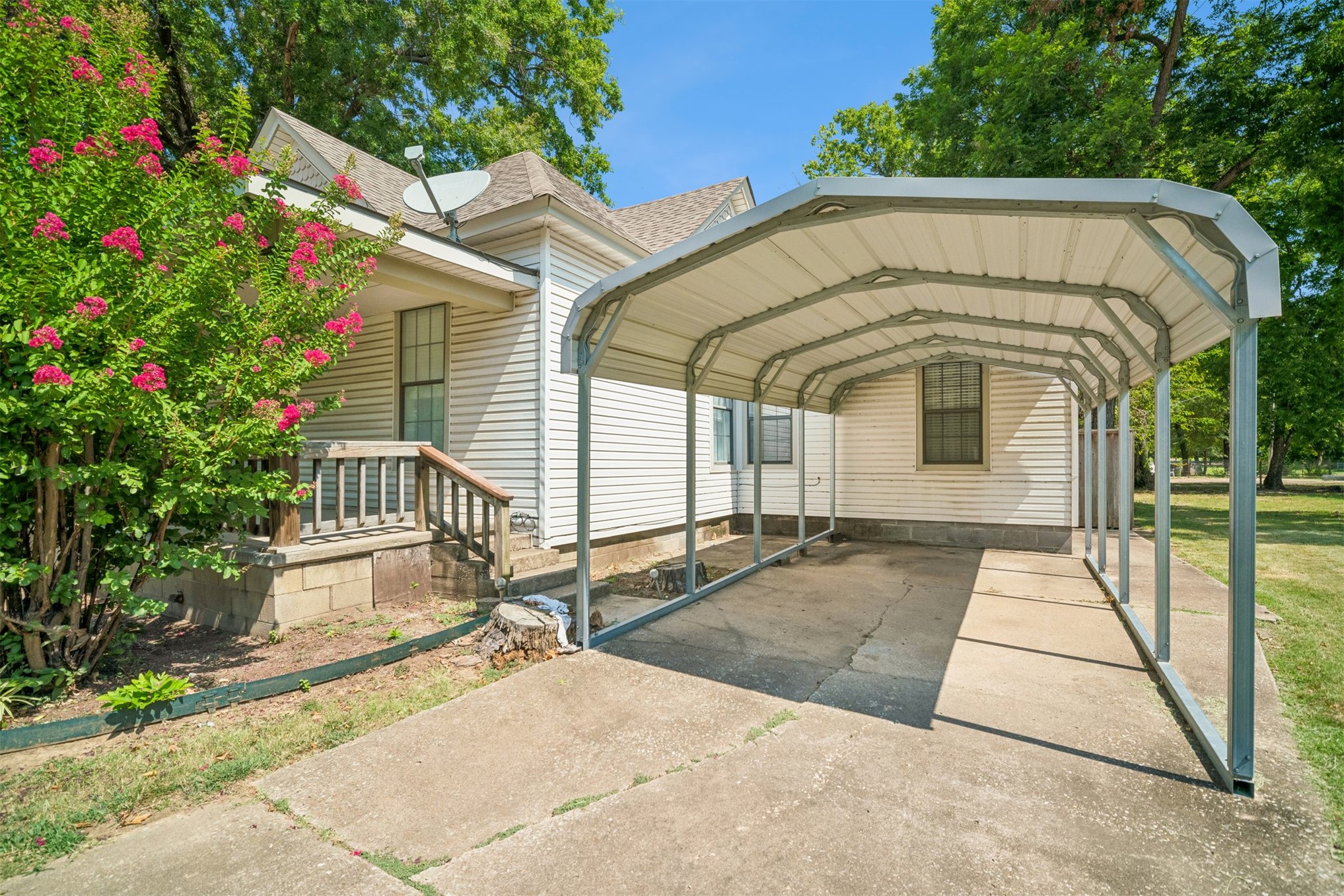 624 W Canadian Avenue Vinita OK 74301