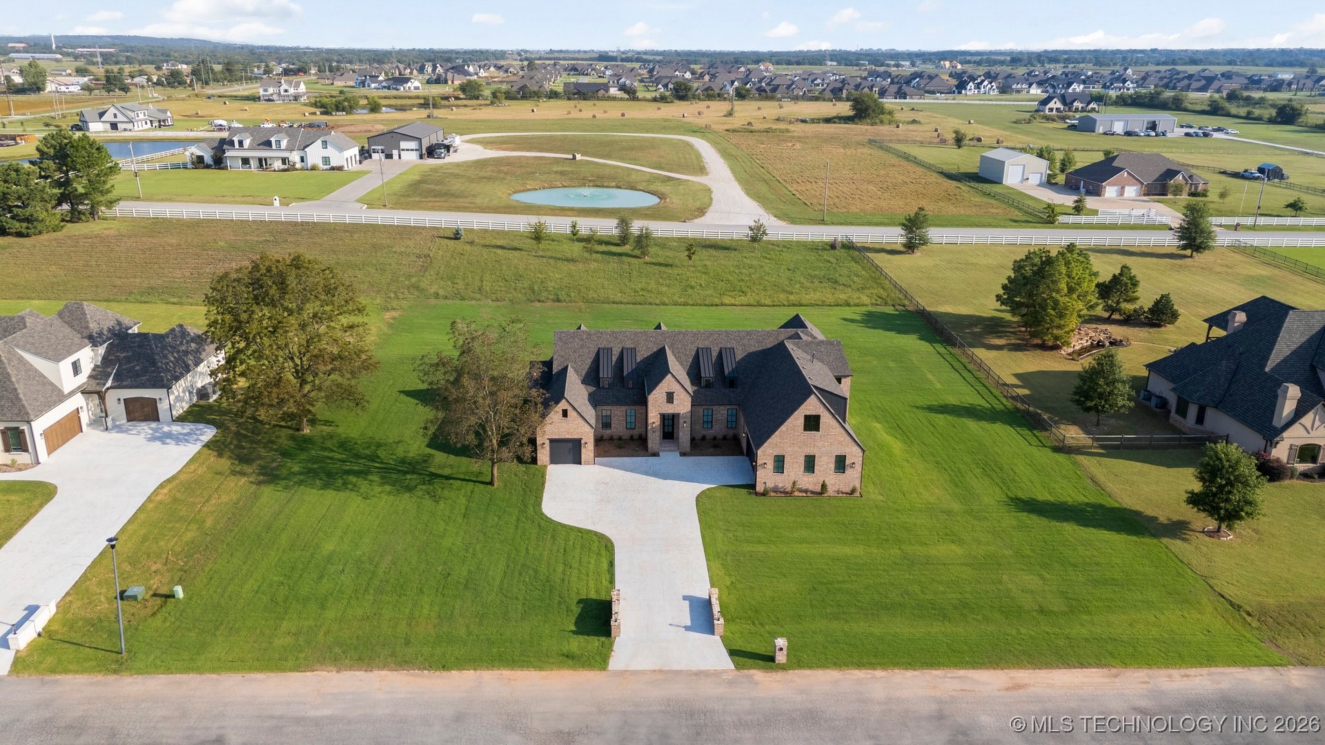 207 W 172nd Street S Mounds OK 74047