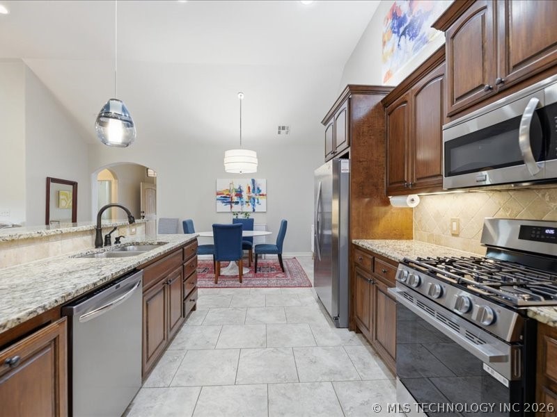 8235 S 112th Eastavenue Tulsa OK 74133