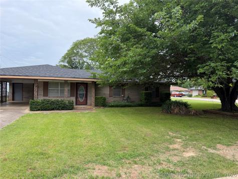 1303 Twin Lakes Madill OK 73446
