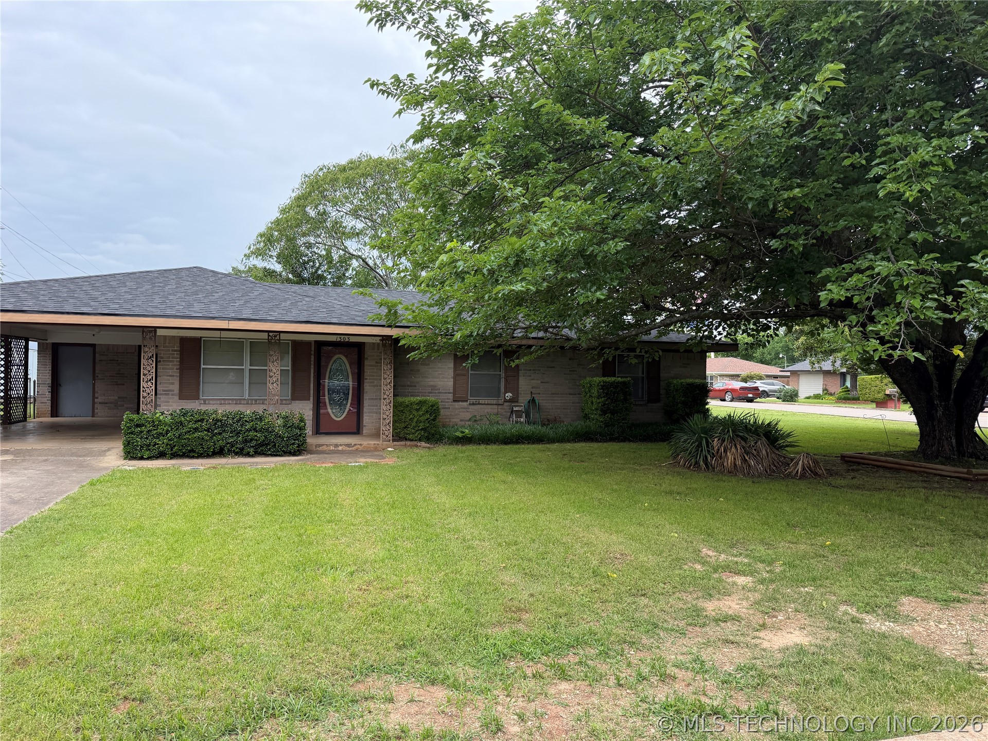 1303 Twin Lakes Madill OK 73446