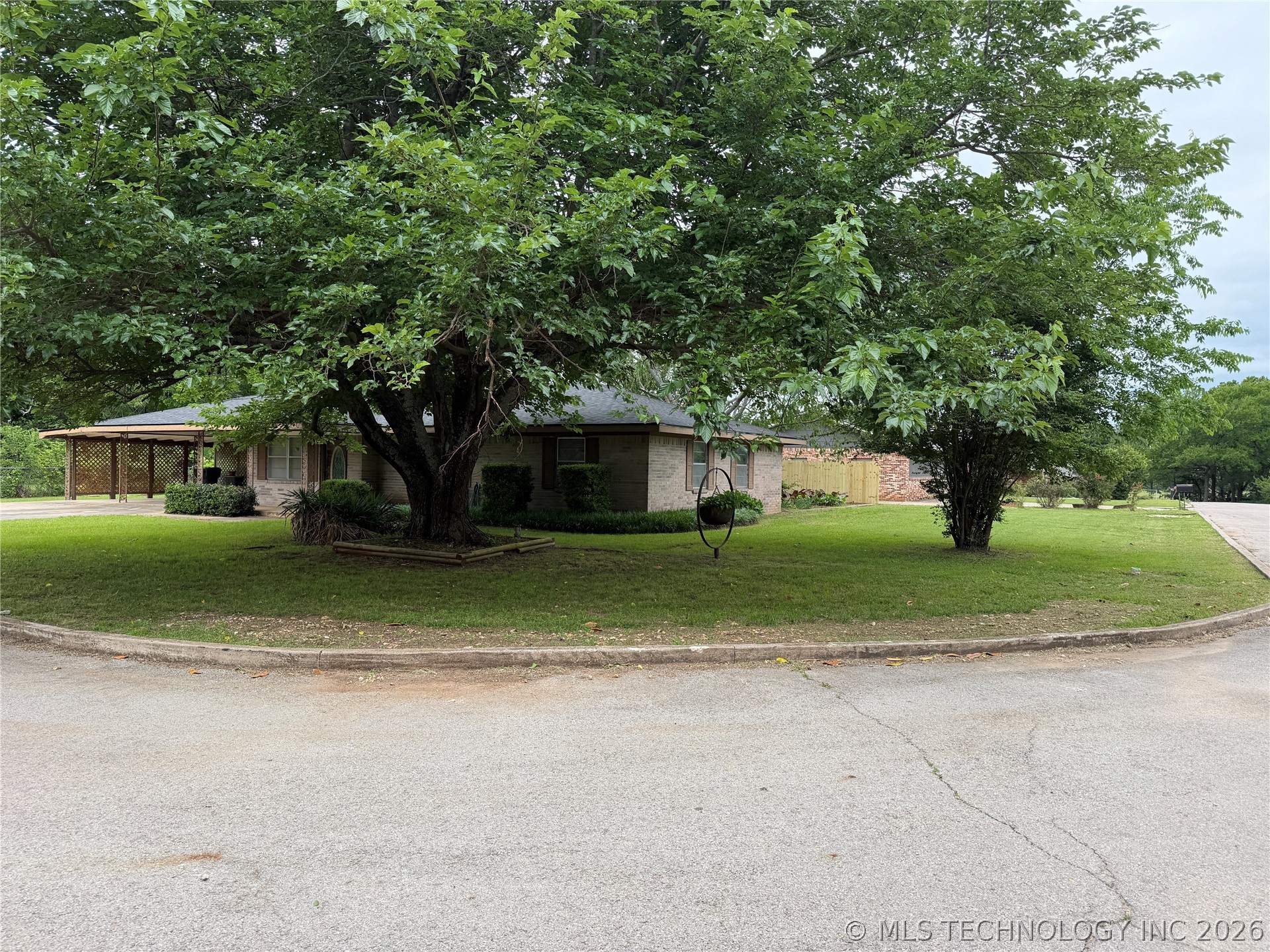 1303 Twin Lakes Madill OK 73446