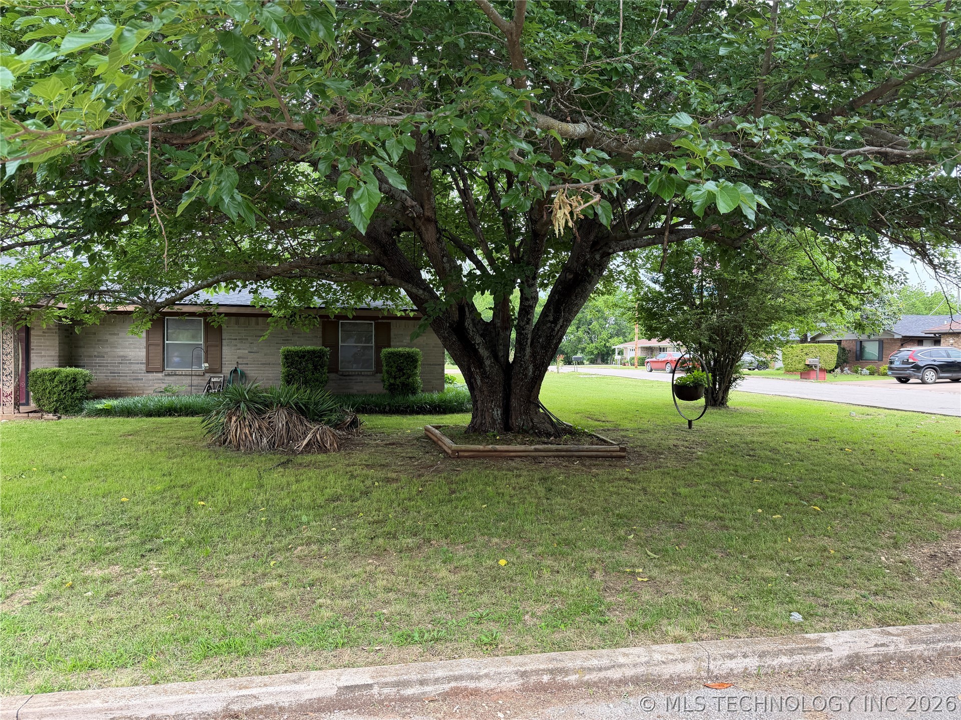 1303 Twin Lakes Madill OK 73446