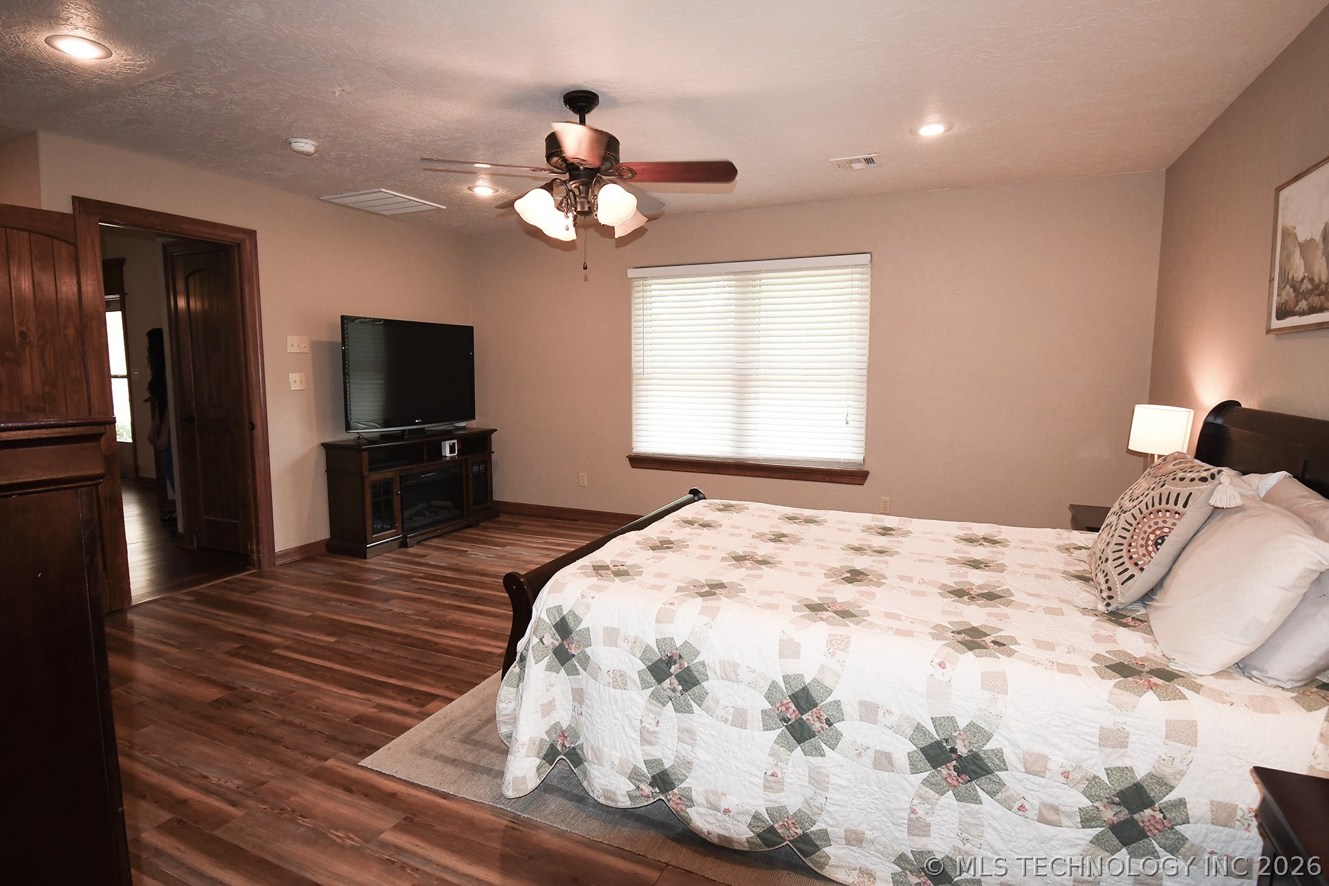 1508 N 3rd Avenue Warner OK 74469
