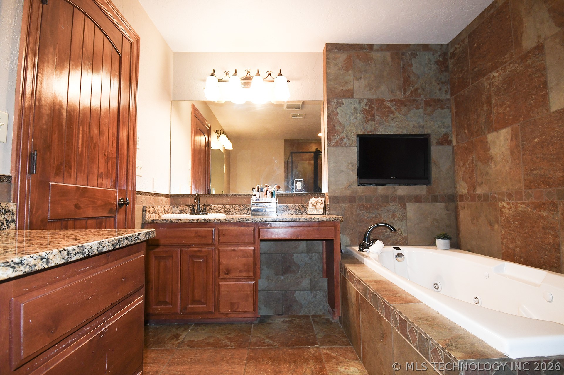 1508 N 3rd Avenue Warner OK 74469