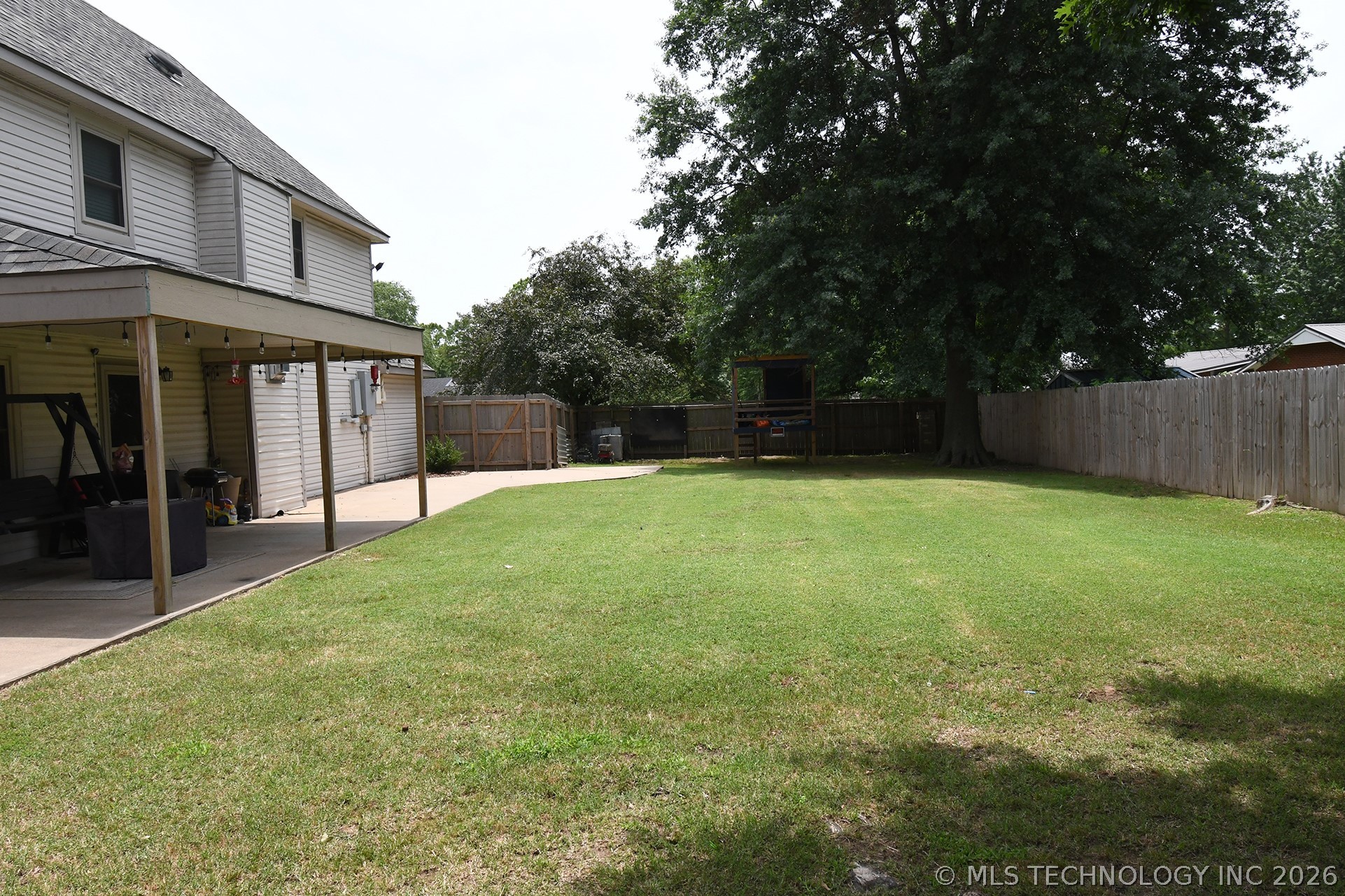 1508 N 3rd Avenue Warner OK 74469