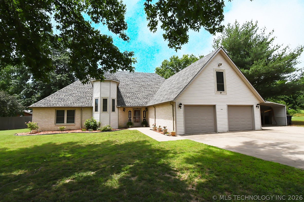 1508 N 3rd Avenue Warner OK 74469