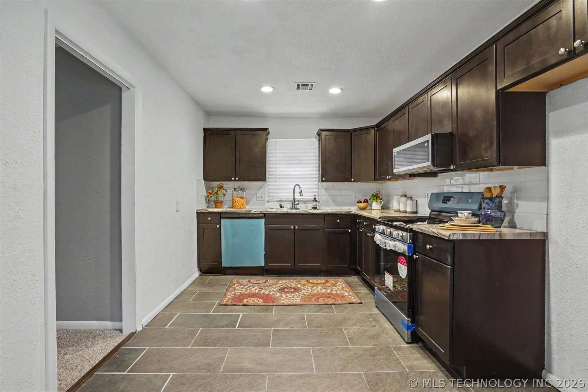 2525 N Xanthus Avenue Tulsa OK 74110