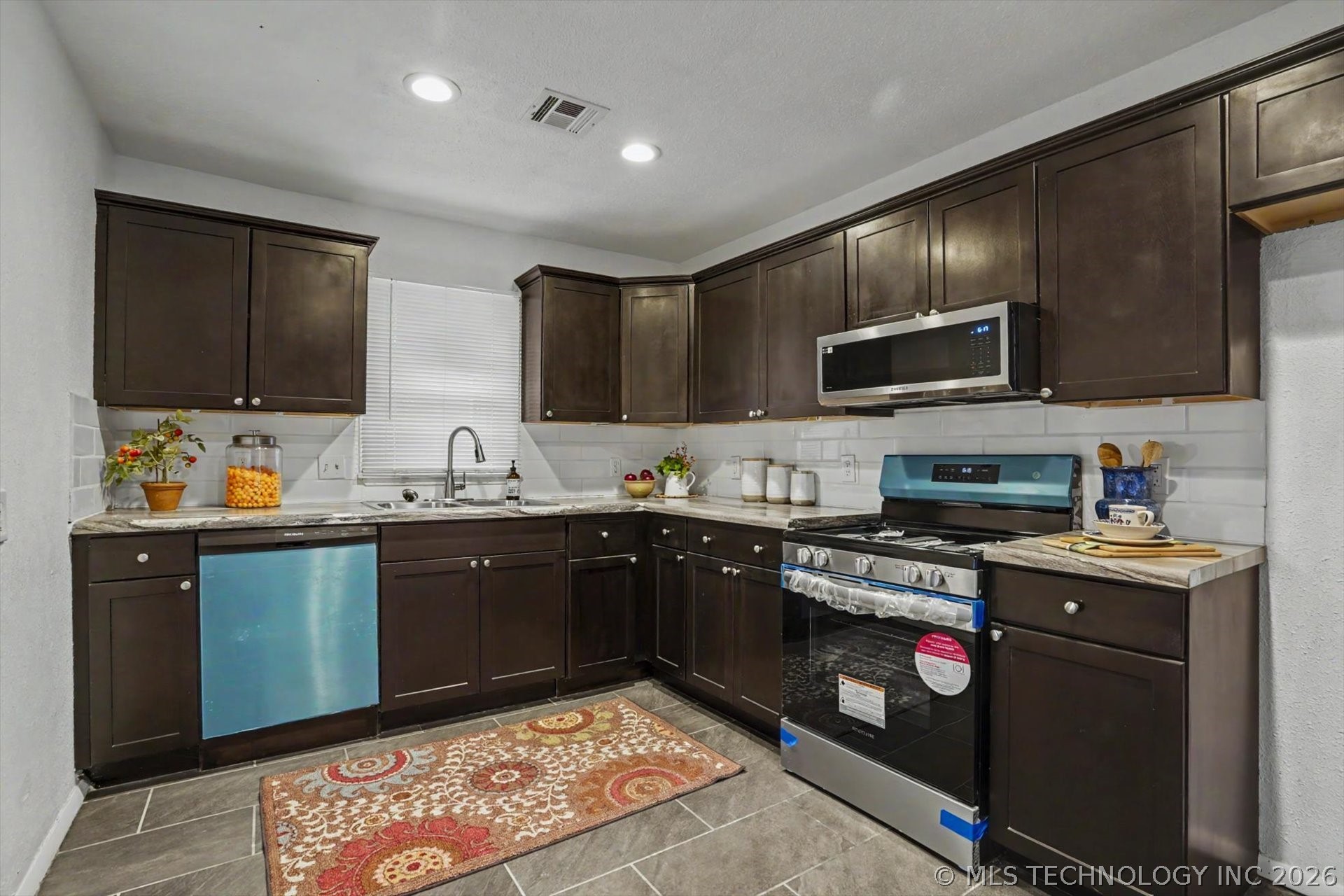 2525 N Xanthus Avenue Tulsa OK 74110
