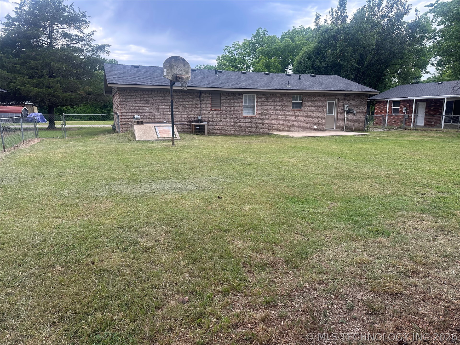 604 S 1st Street Henryetta OK 74437