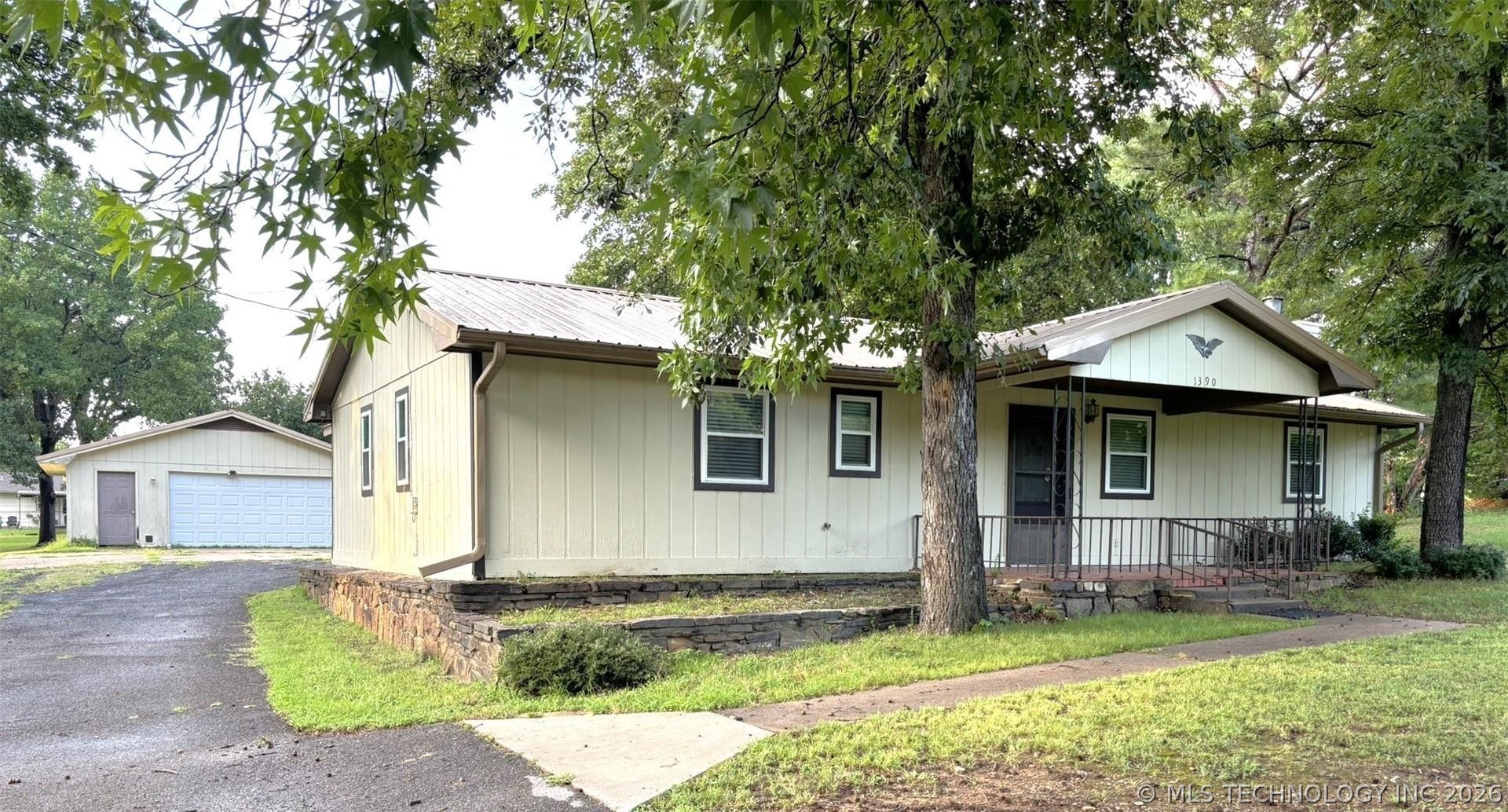 415641 E 1094 Eufaula OK 74426