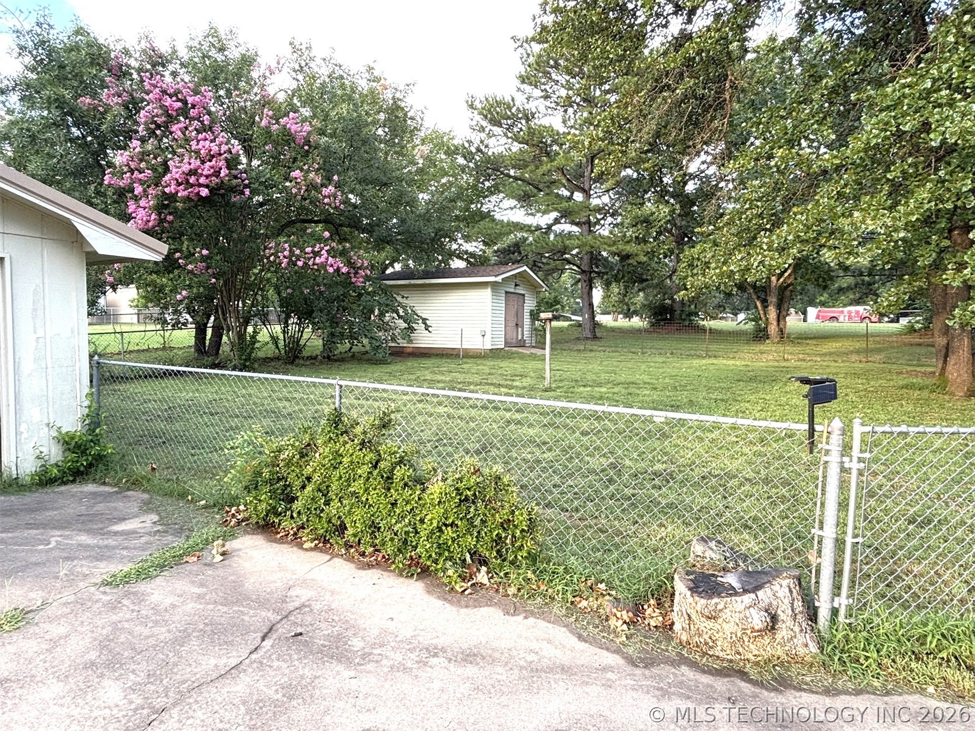 415641 E 1094 Eufaula OK 74426